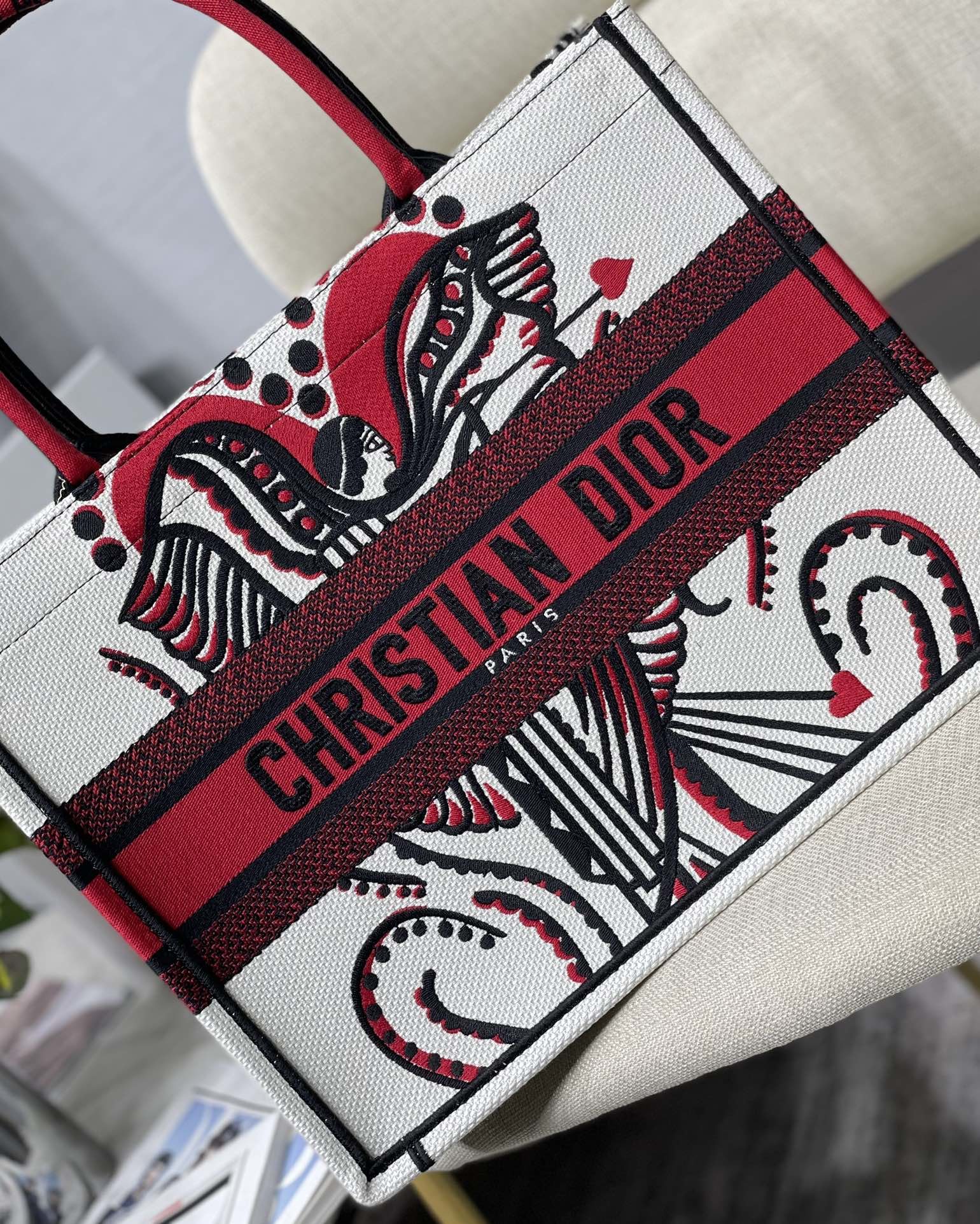 Christian Dior Medium Dior Book Tote Latte Multicolor Cupidon Embroidery, Red/White, For Women Women’s Handbags, 41cm CDZTQG_