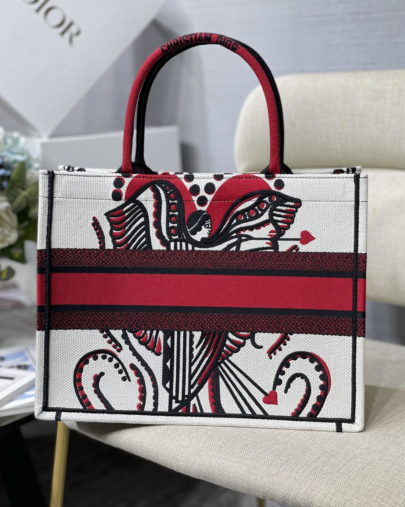 Christian Dior Medium Dior Book Tote Latte Multicolor Cupidon Embroidery, Red/White, For Women Women’s Handbags, 41cm CDZTQG_