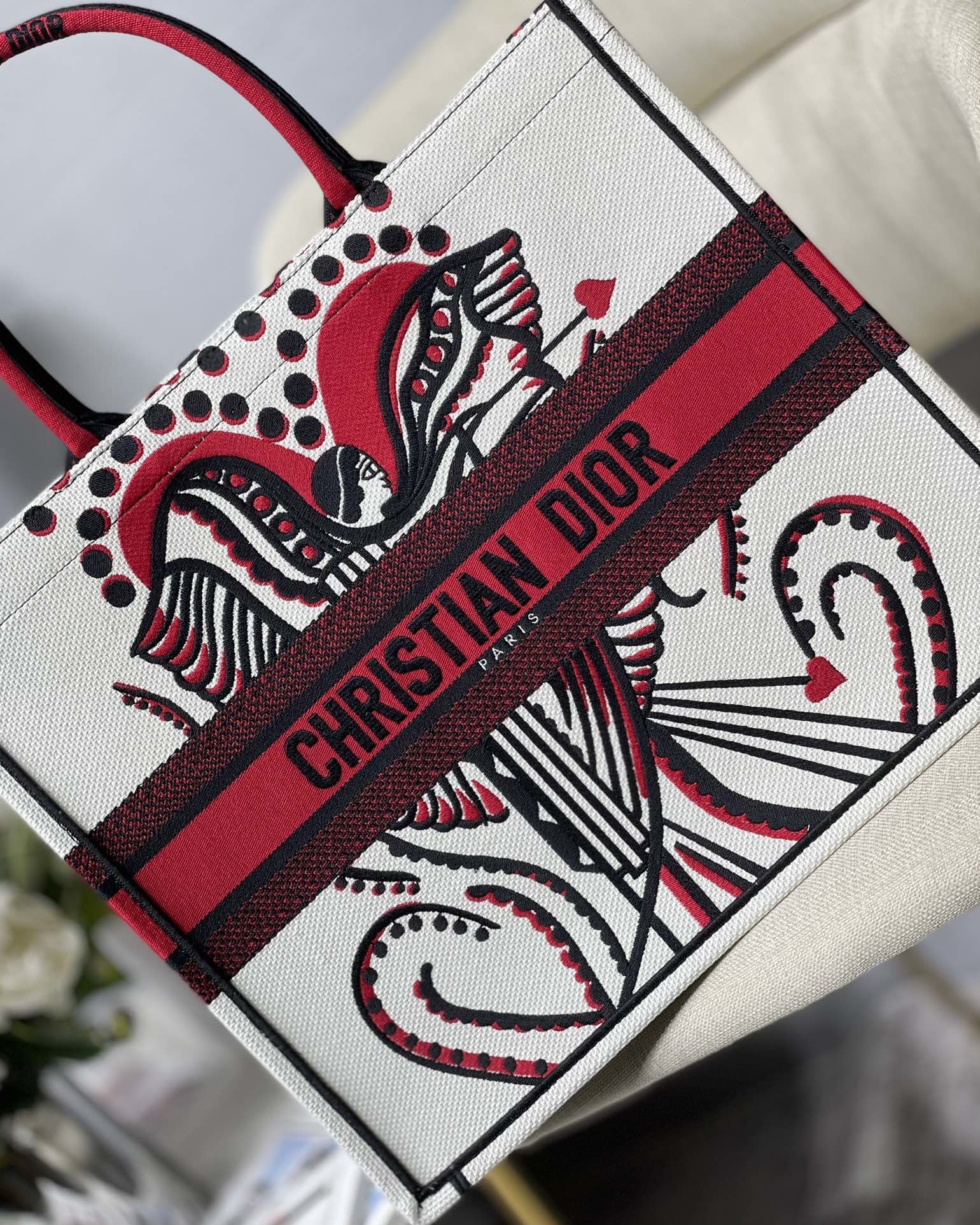 Christian Dior Medium Dior Book Tote Latte Multicolor Cupidon Embroidery, Red/White, For Women Women’s Handbags, 41cm CDZTQG_