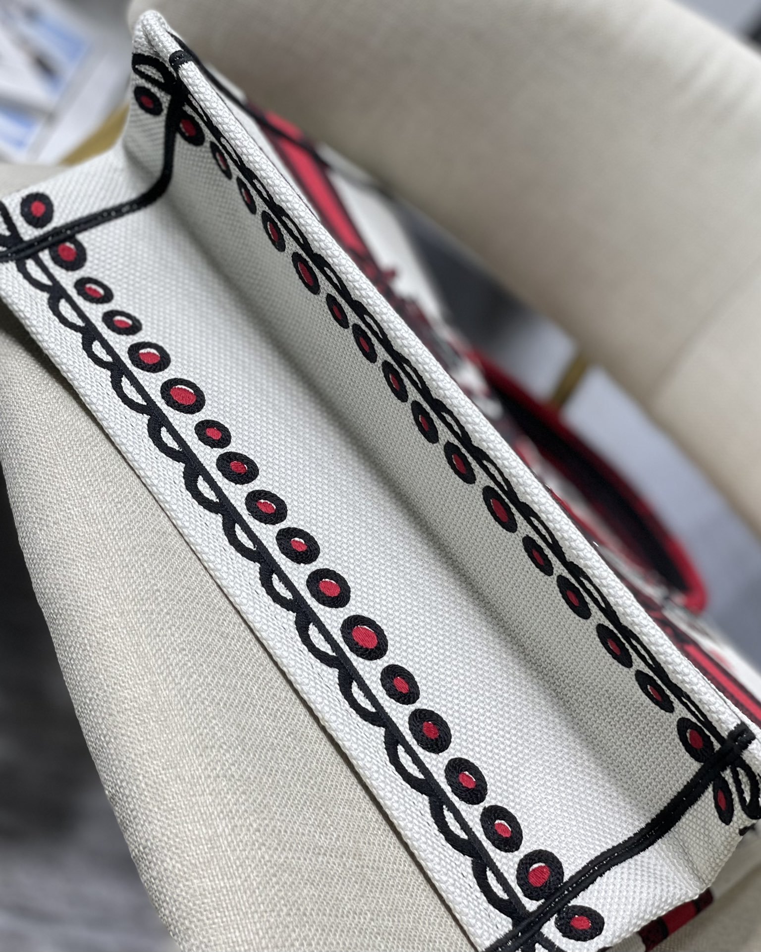Christian Dior Medium Dior Book Tote Latte Multicolor Cupidon Embroidery, Red/White, For Women Women’s Handbags, 41cm CDZTQG_