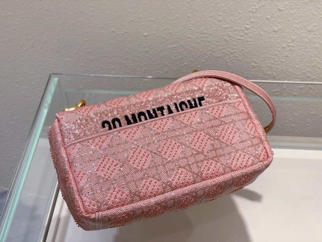 Christian Dior Medium Dior Caro Bag Pink, For Women, Women’s Handbags 27.5cm/10.8in CD