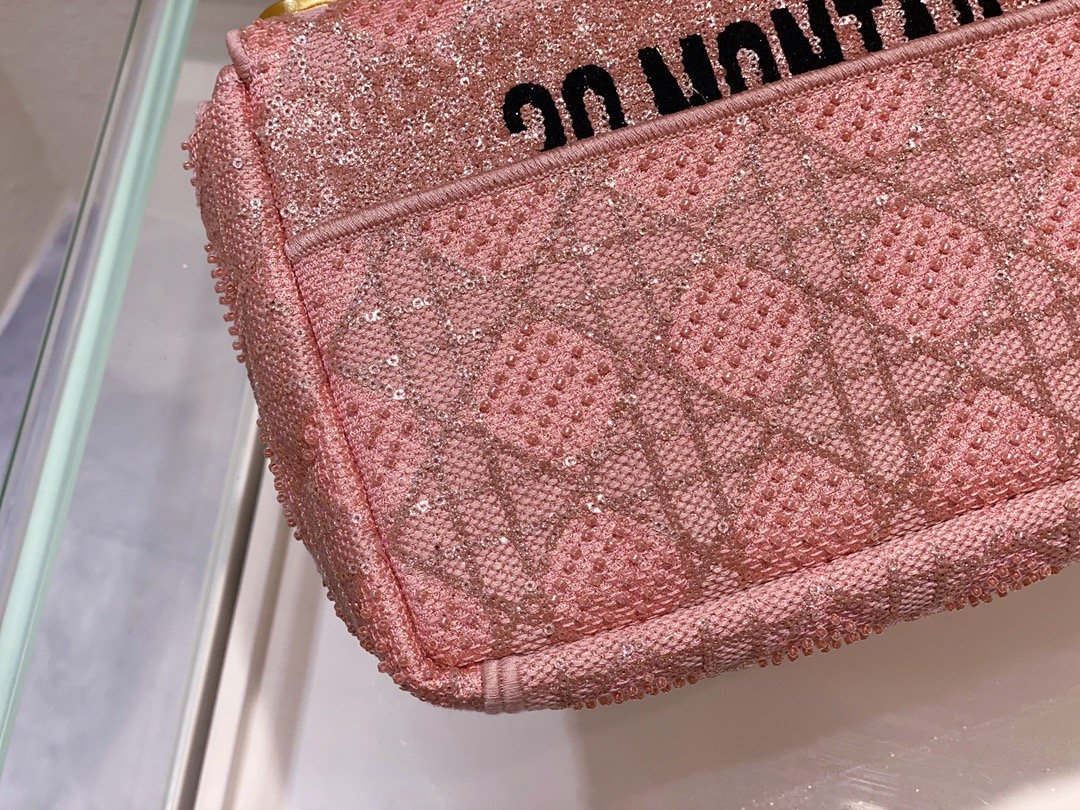 Christian Dior Medium Dior Caro Bag Pink, For Women, Women’s Handbags 27.5cm/10.8in CD
