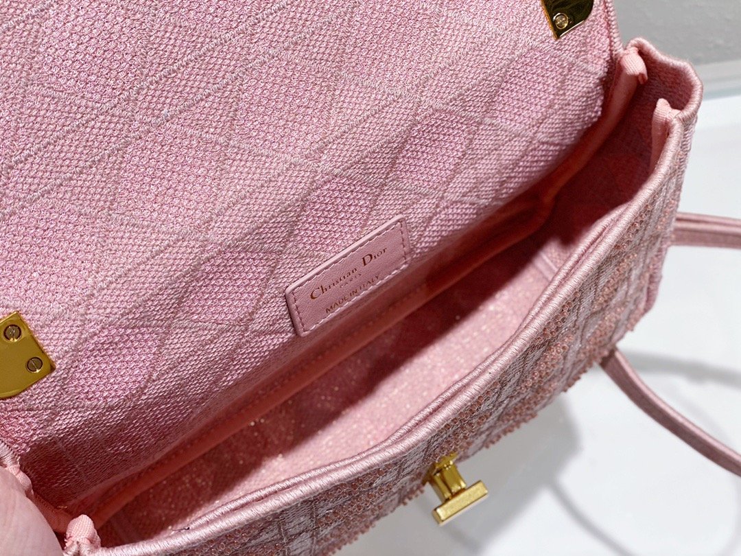 Christian Dior Medium Dior Caro Bag Pink, For Women, Women’s Handbags 27.5cm/10.8in CD