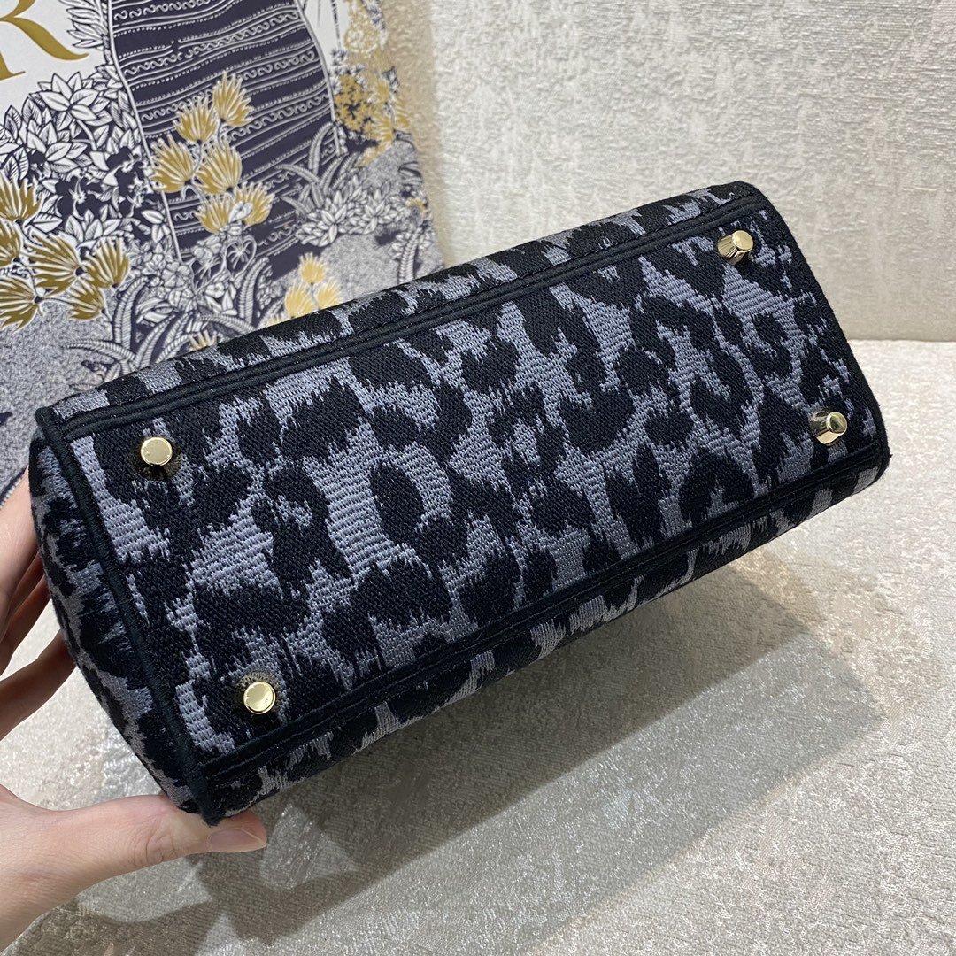 Christian Dior Medium Dior Lady D-Lite Bag Blue and Black Mizza Embroidery, Blue and Black, For Women Women’s Handbags, Crossbody Bags, 24cm CDORHM_