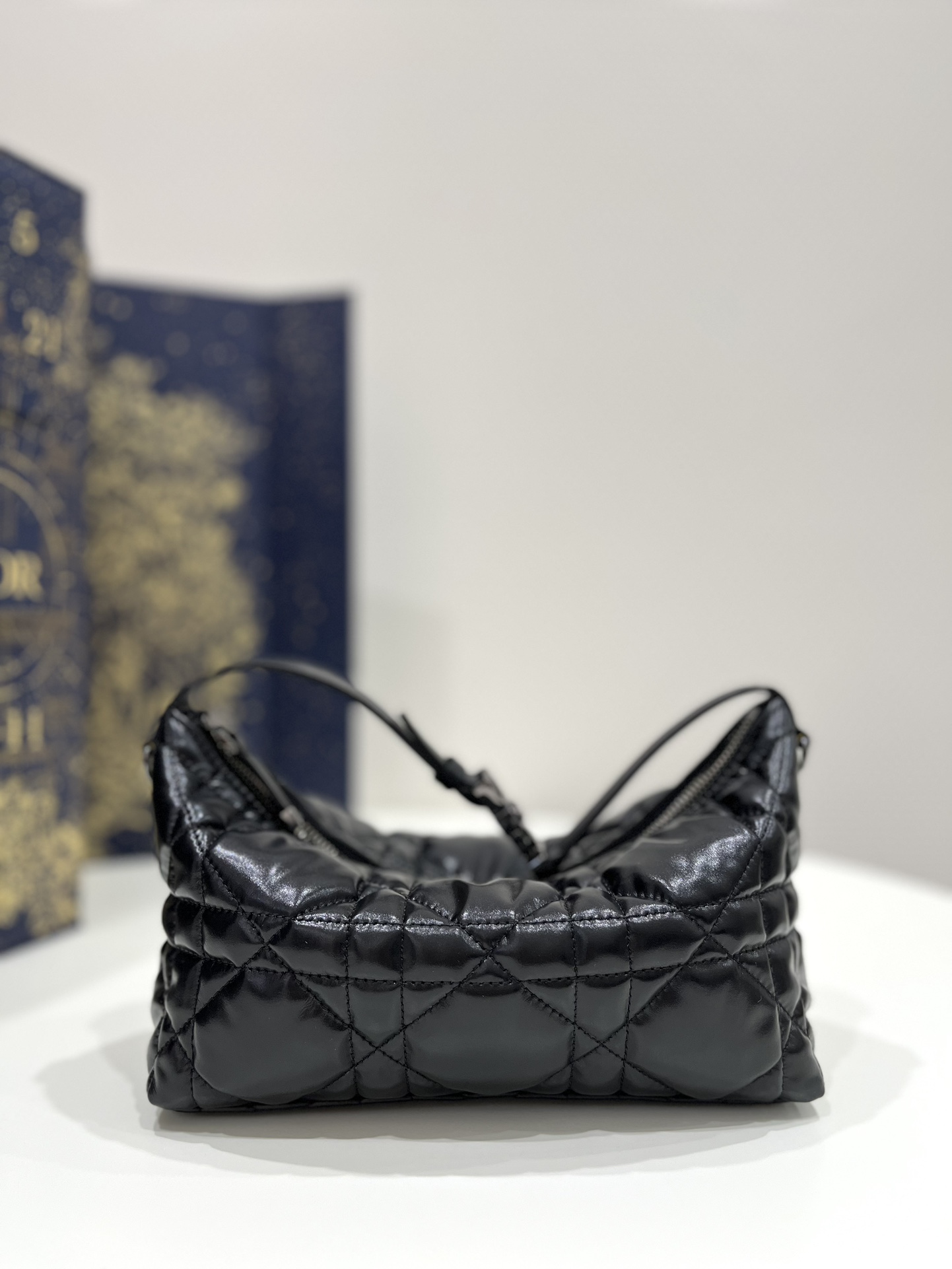 Christian Dior Medium Diortravel Nomad Pouch Black/White For Women 8.5in/ 22cmBMIG_