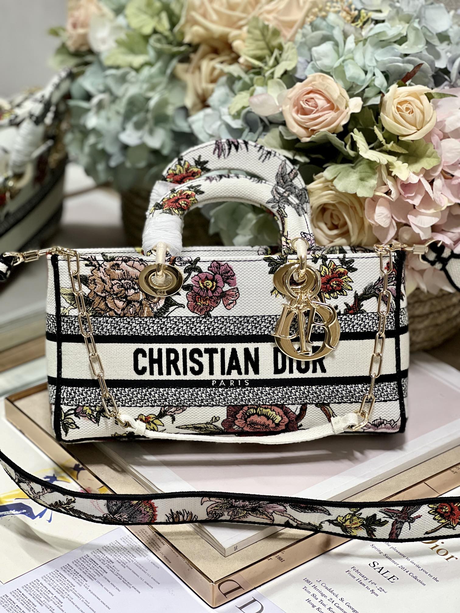 Christian Dior Medium Lady D-Joy Bag White/Black For Women 10in/26cm