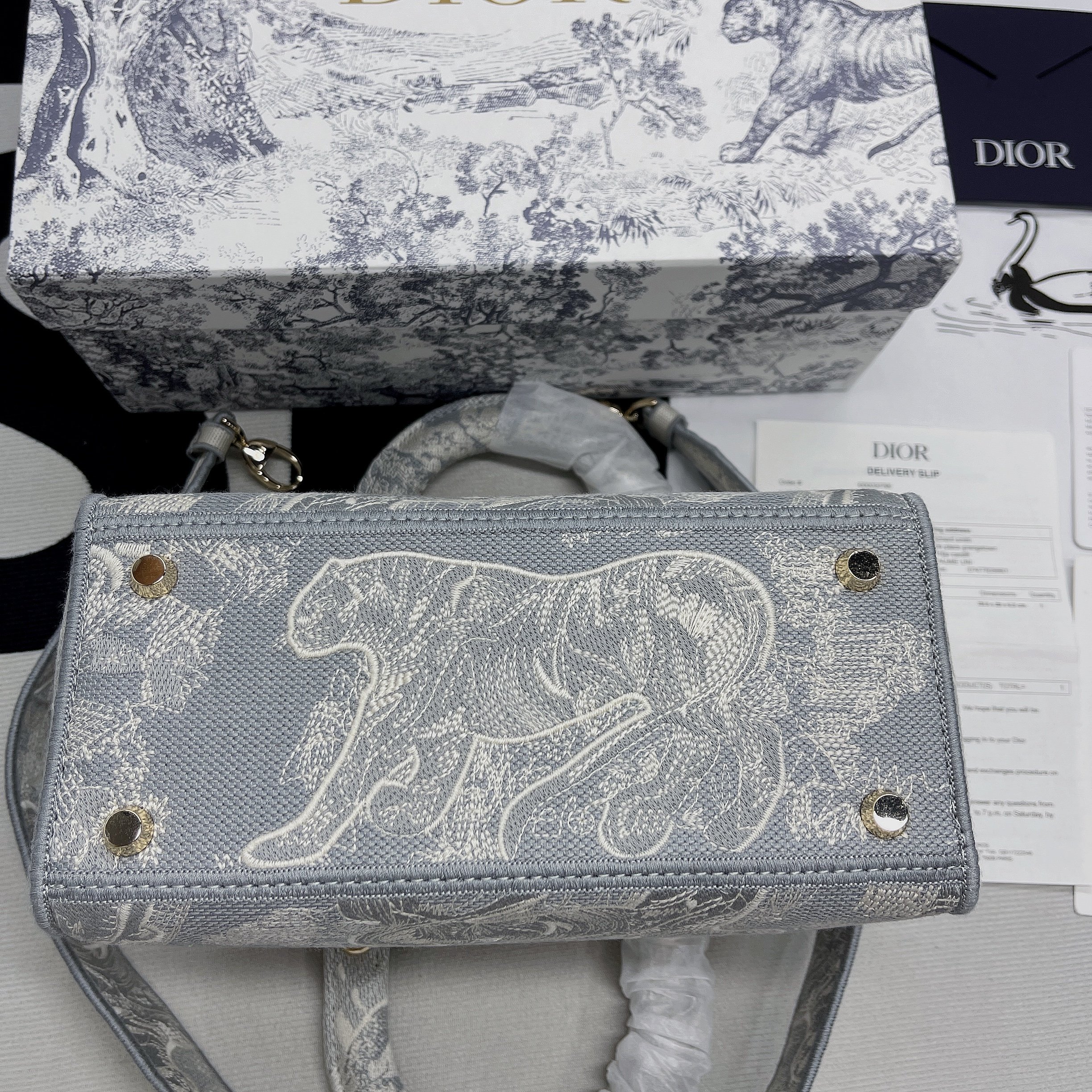 Christian Dior Medium Lady D-Lite Bag Grey, For Women, Women’s Handbags 24cm/9.5in CD