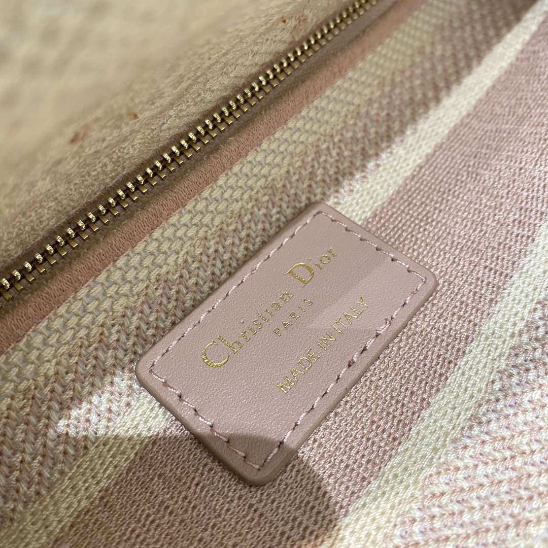 Christian Dior Medium Lady D-Lite Bag Rose Des Vents Toile de Jouy Embroidery, Pink, For Women Women’s Handbags, 24cm CDOTDT_
