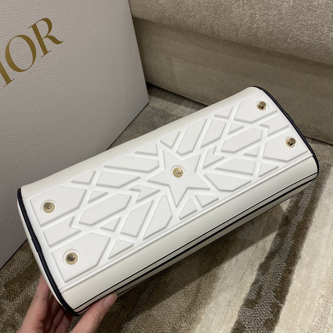 Christian Dior Medium Vibe Zip Bowling Bag, White, For Men/Women Bowling Bags, 34cm CDOOBR_