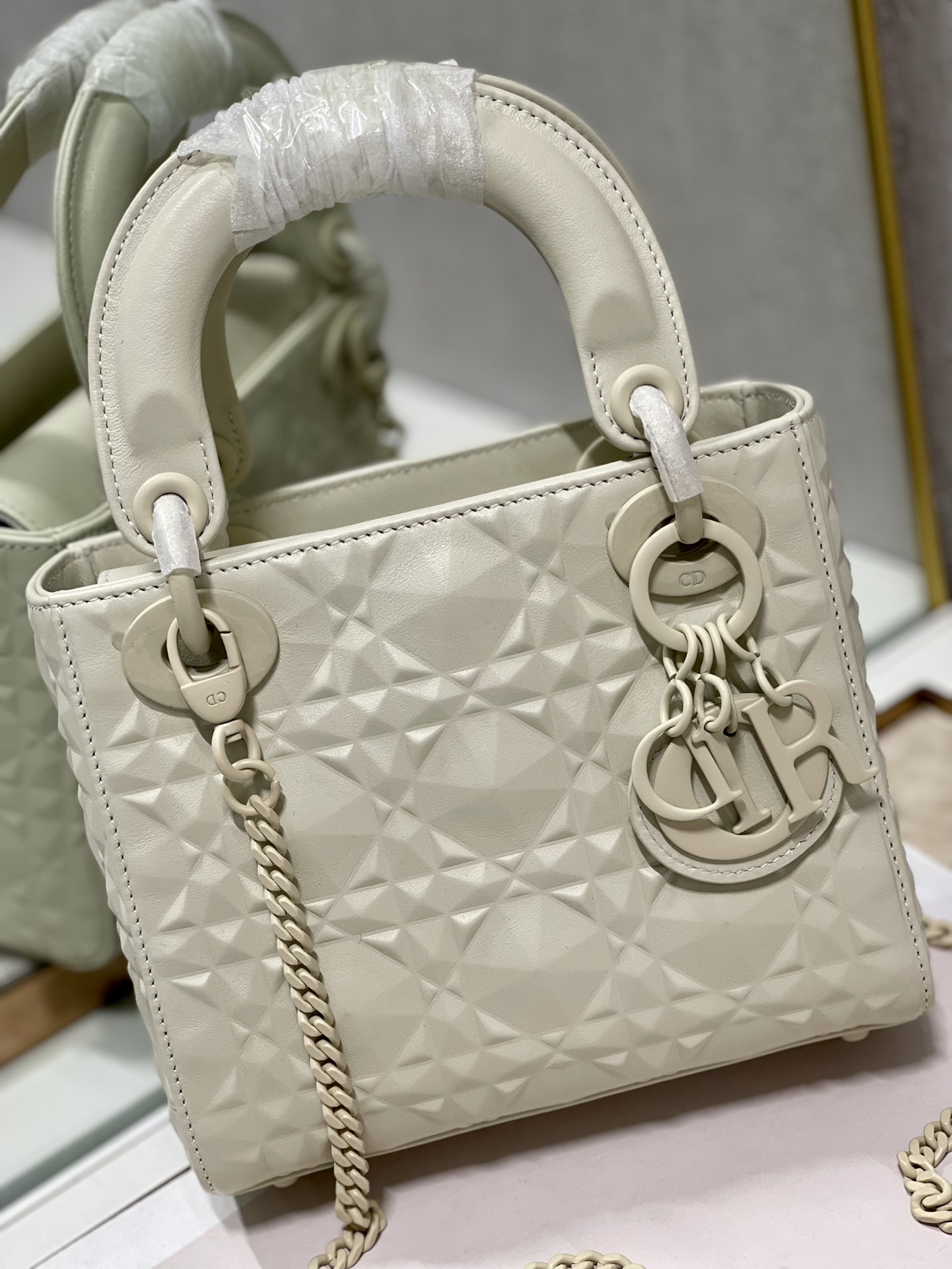 Christian Dior Mini Lady Dior Bag Latte Cannage with Beaded Motif, Beige, For Women Women’s Handbags, Crossbody Bags, 18cm CDINEA_