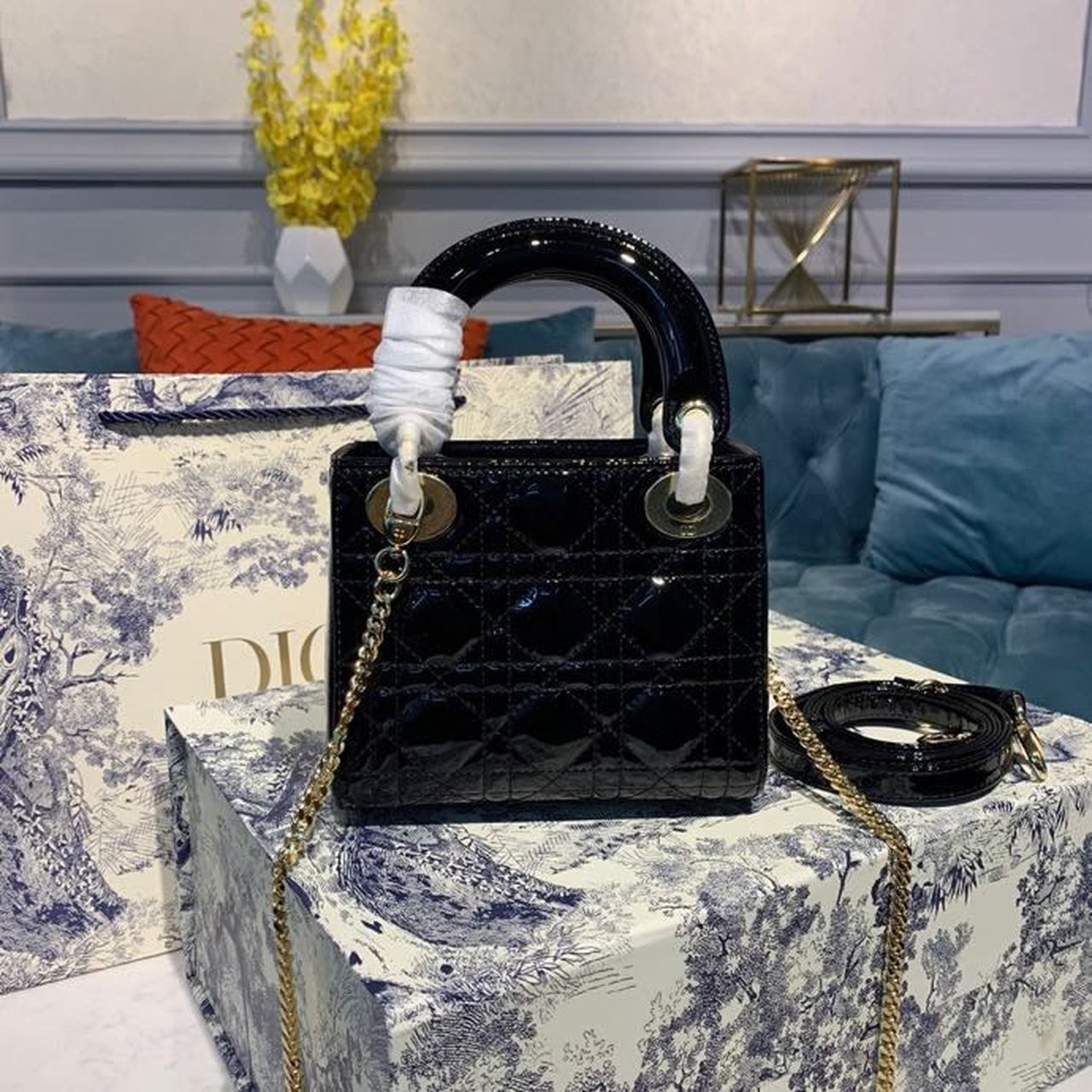 Christian Dior Mini Lady Dior Bag with Chain Gold Toned Hardware Spring/Summer Collection, Black, For Women Women’s Handbags, 18cm CD