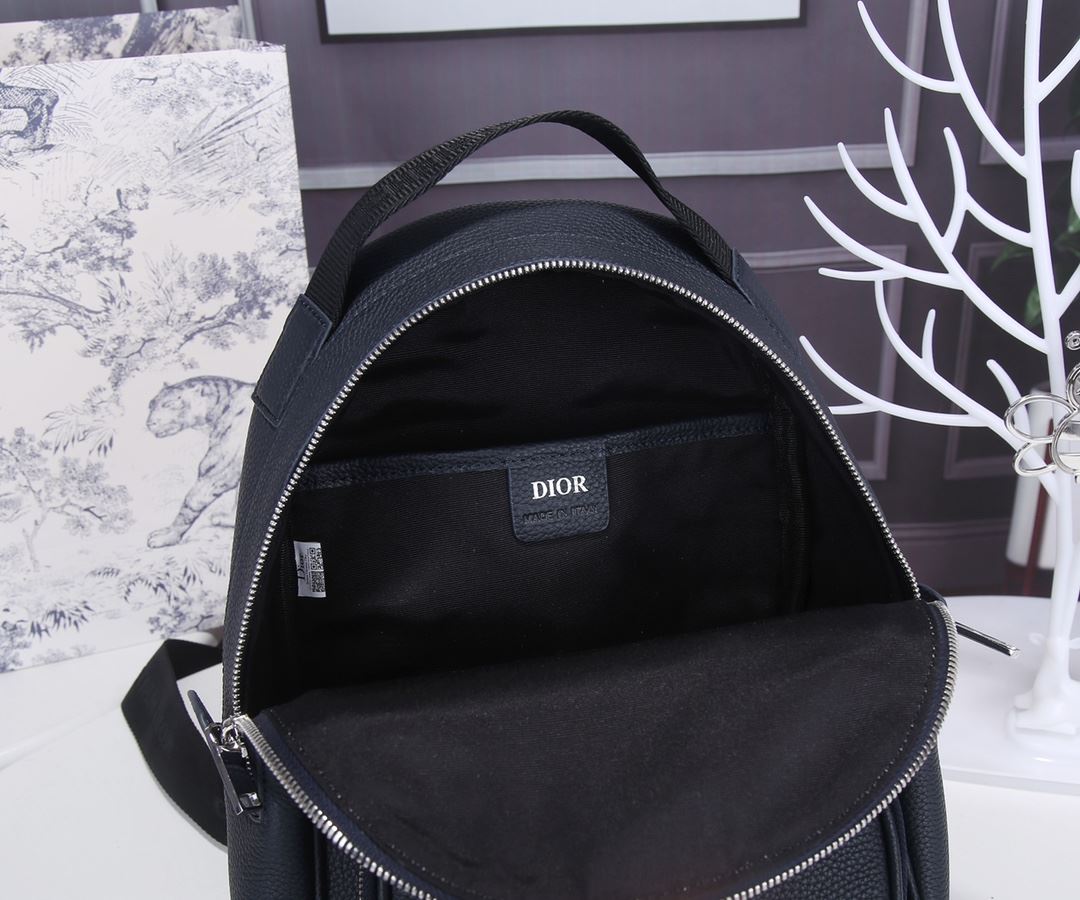 Christian Dior Mini Rider Sling Bag White/Black For Men 12.5 in/32 cm