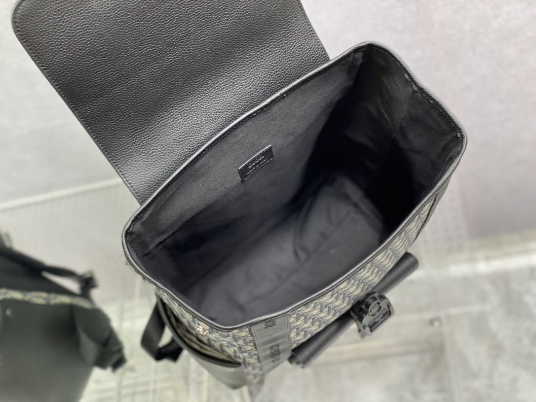 Christian Dior Oblique Jacquard Saddle Backpack Black For Men 16.1 in/41 cm