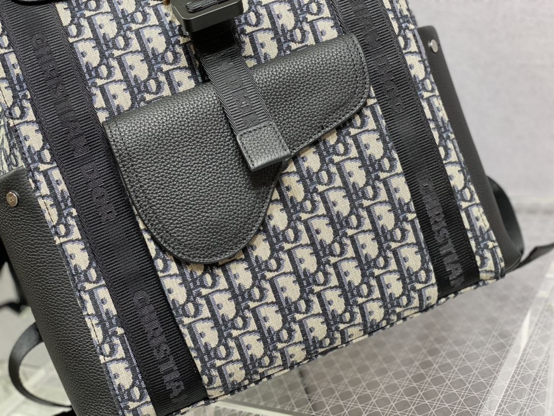 Christian Dior Oblique Jacquard Saddle Backpack Black For Men 16.1 in/41 cm