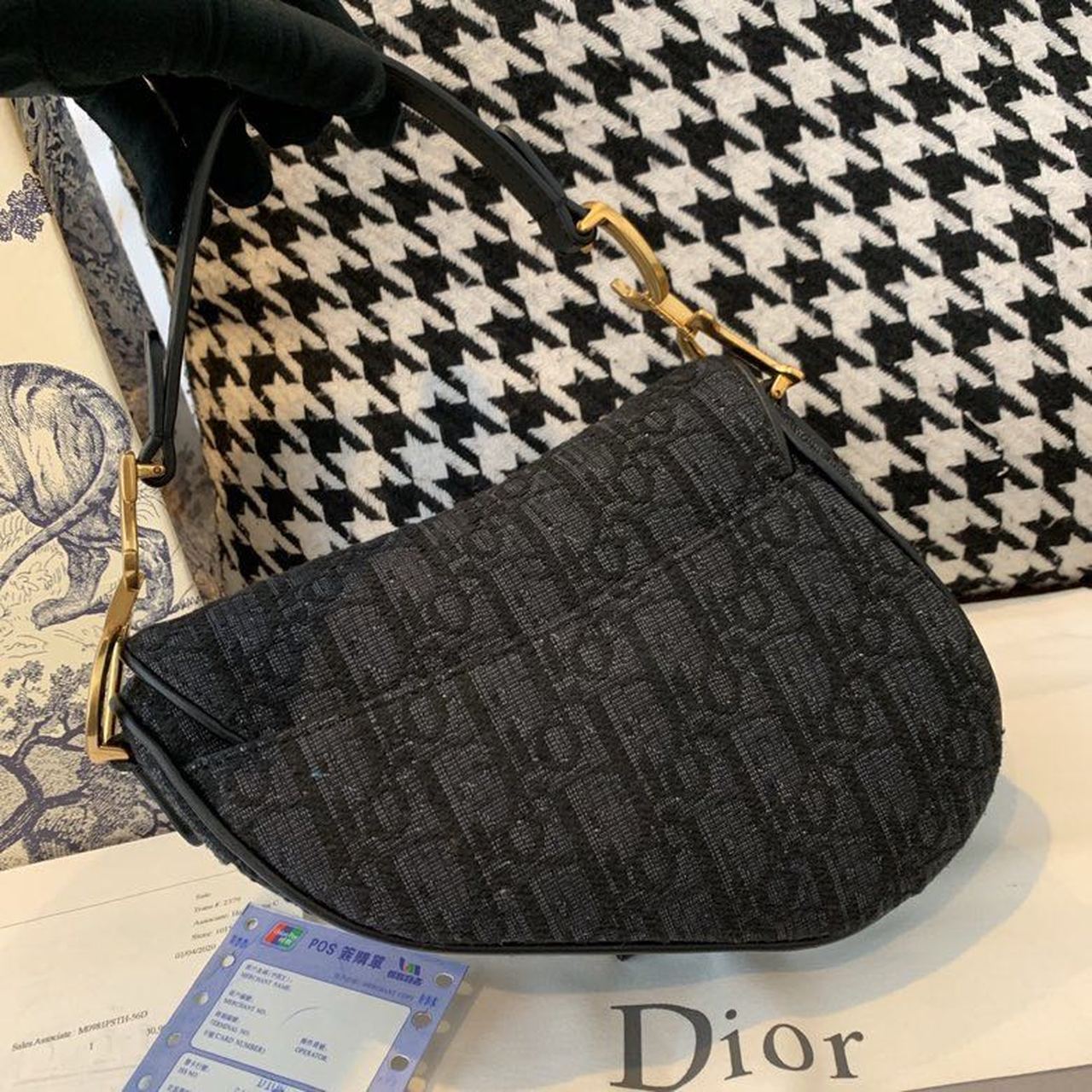 Christian Dior Saddle Bag Black Oblique Embroidered Canvas Gold Toned Hardware For Women 19.5cm/7.6in CD