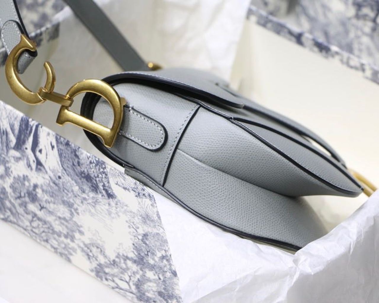 Christian Dior Saddle Bag Light Blue Grained Gold Toned Hardware For Women 25cm/10in CD