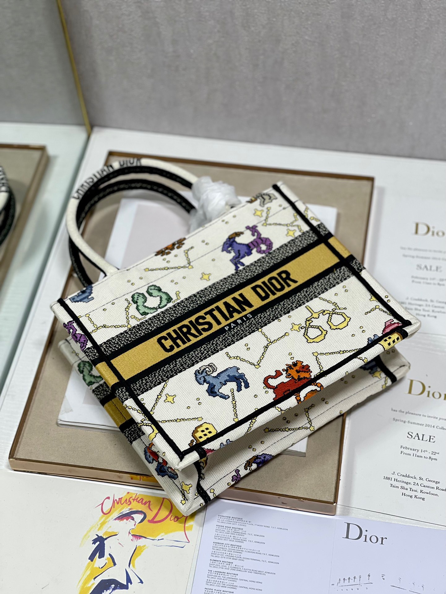 Christian Dior Small Dior Book Tote white, For Women, Women’s Handbags 26.5cm/10.5in CDZRTY_
