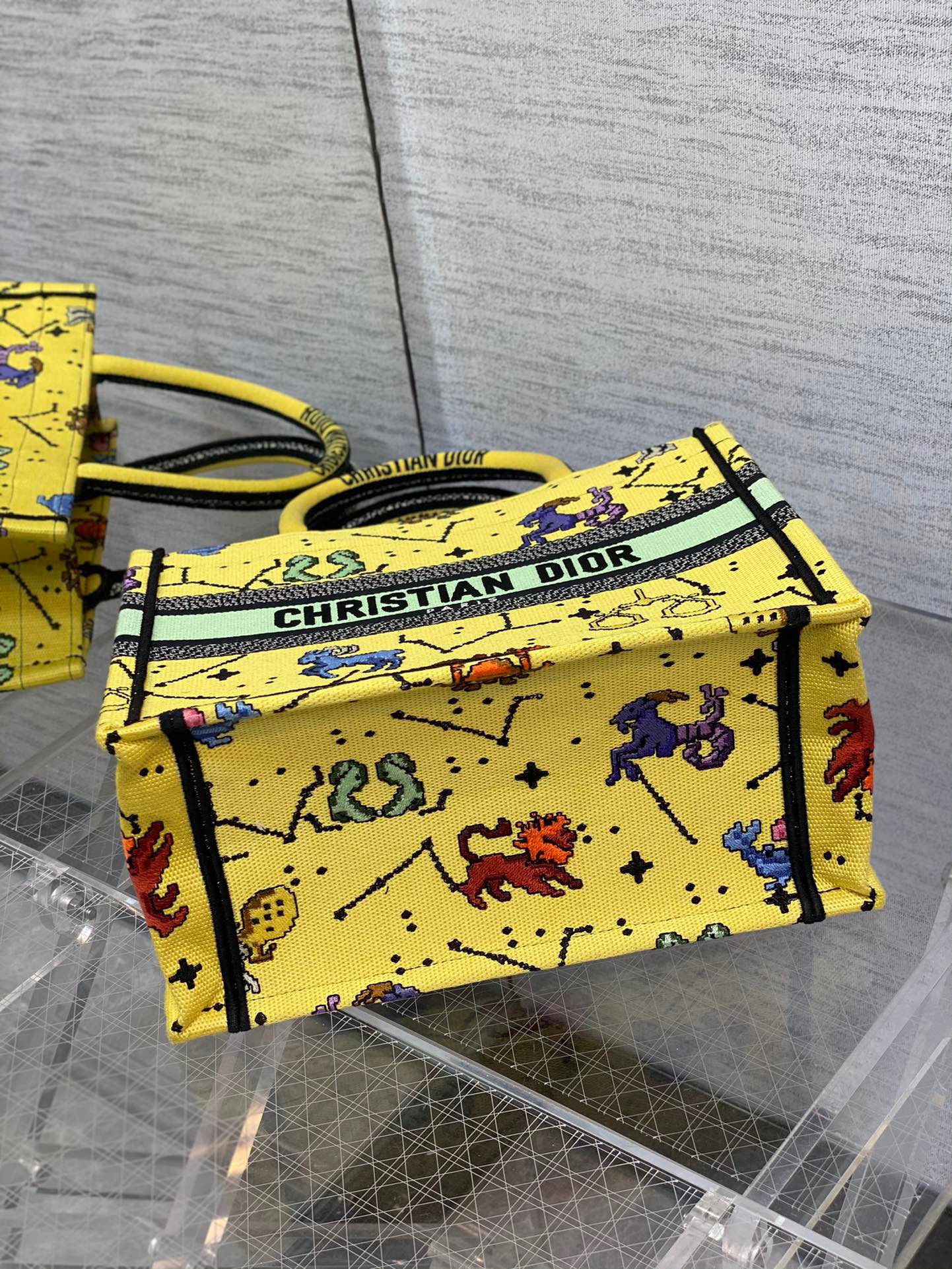 Christian Dior Small Dior Book Tote Yellow, For Women, Women’s Handbags 26.5cm/10.5in CDZRTY_