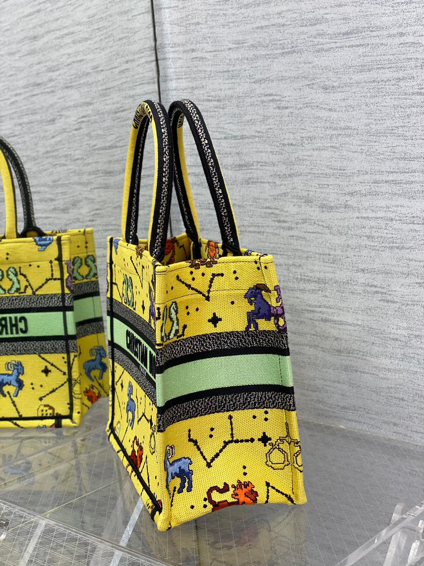 Christian Dior Small Dior Book Tote Yellow, For Women, Women’s Handbags 26.5cm/10.5in CDZRTY_