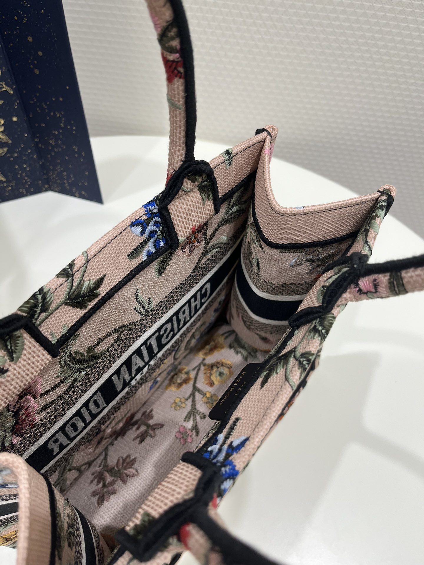 Christian Dior Small Dior Tote Bag Beige For Women 10.5in/ 26.5cmZEAU_