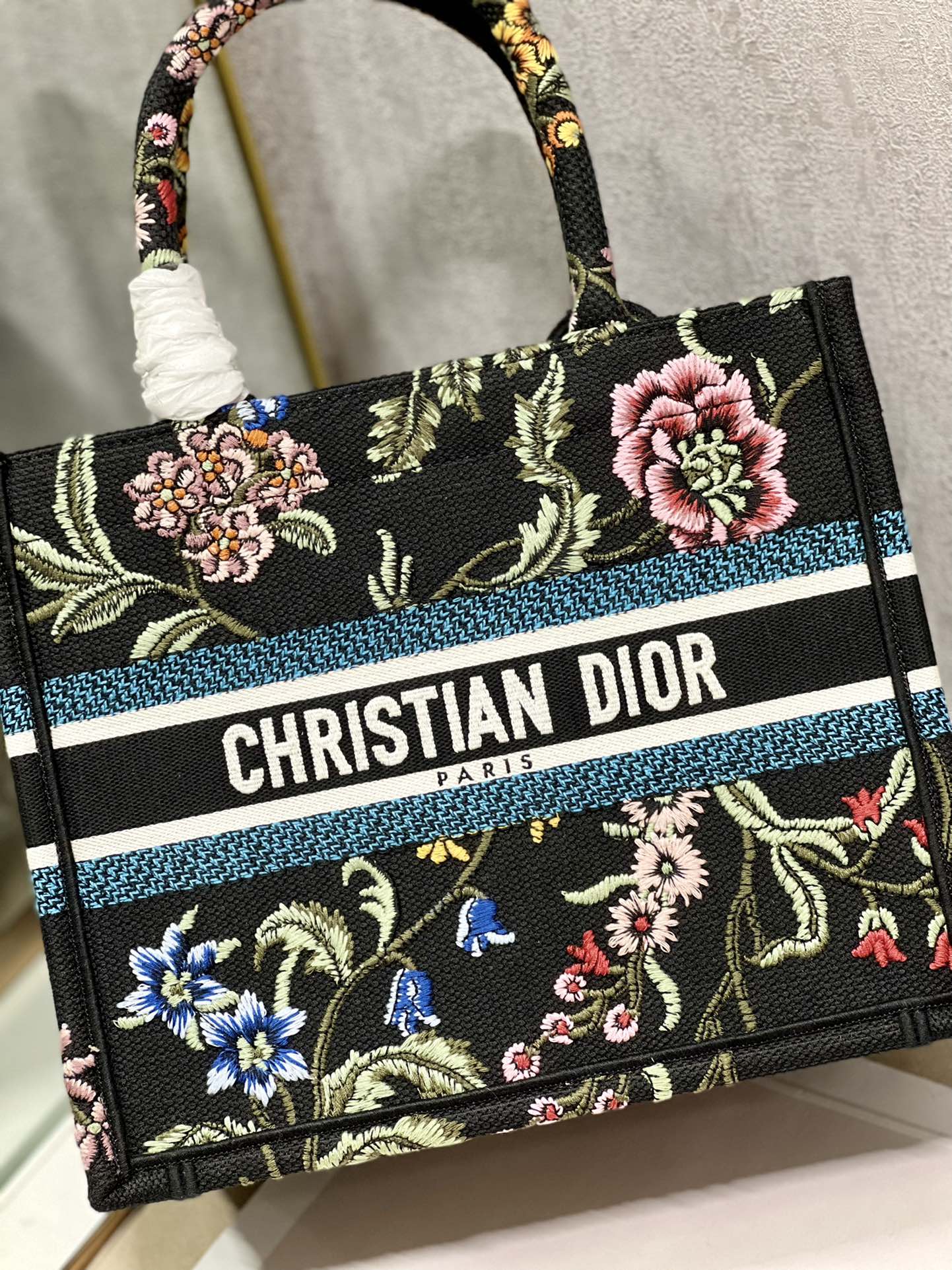 Christian Dior Small Dior Tote Bag White/Black For Women 10.5 in/ 26.5cm
