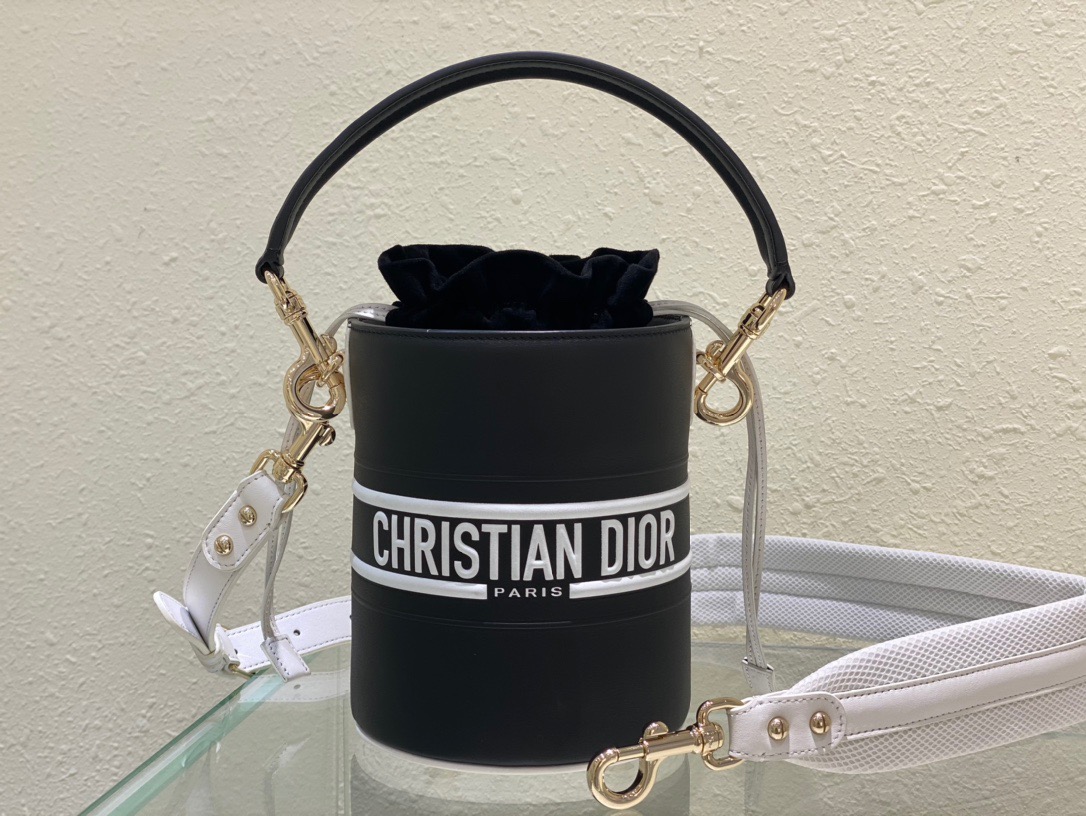Christian Dior Small Dior Vibe Bucket Bag Black, For Women, Women’s Handbags 5.5in/14cm CDOOBR_