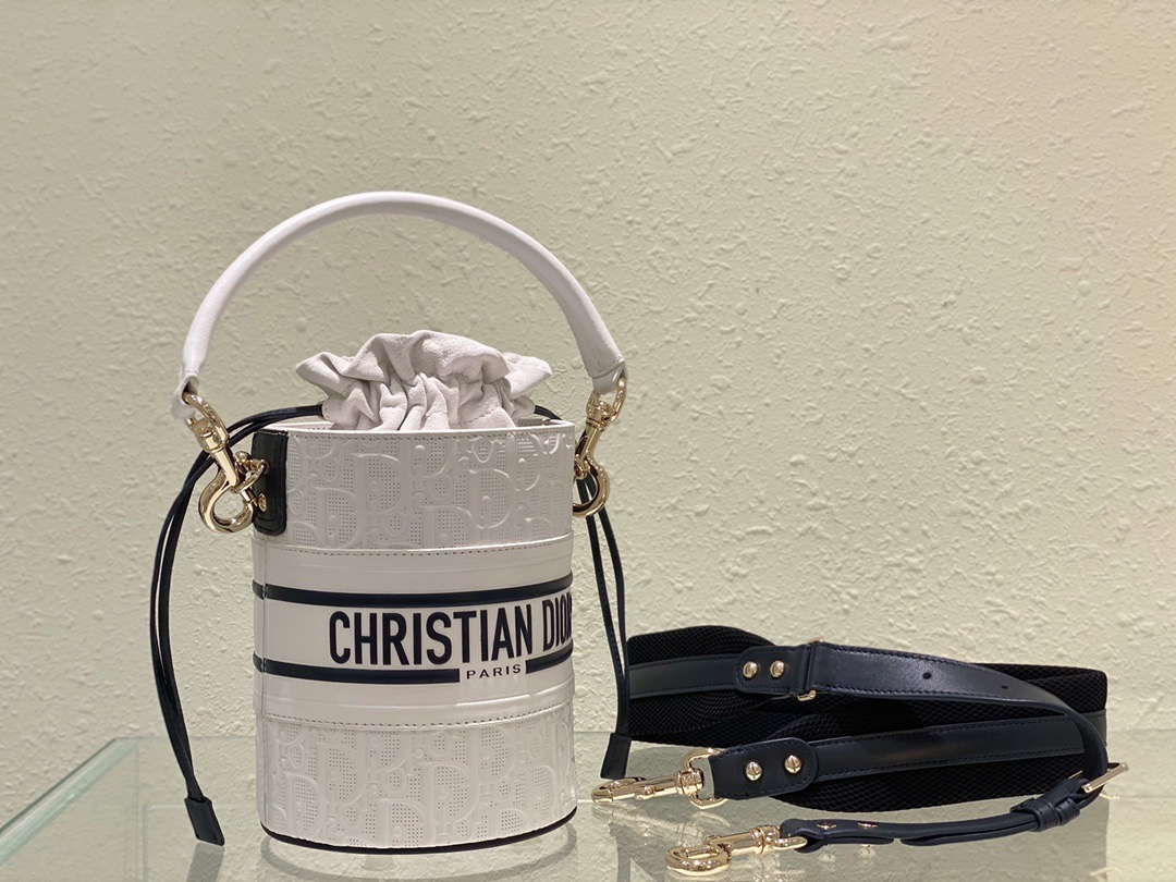 Christian Dior Small Dior Vibe Bucket Bag White, For Women, Women’s Handbags 5.5in/14cm CD