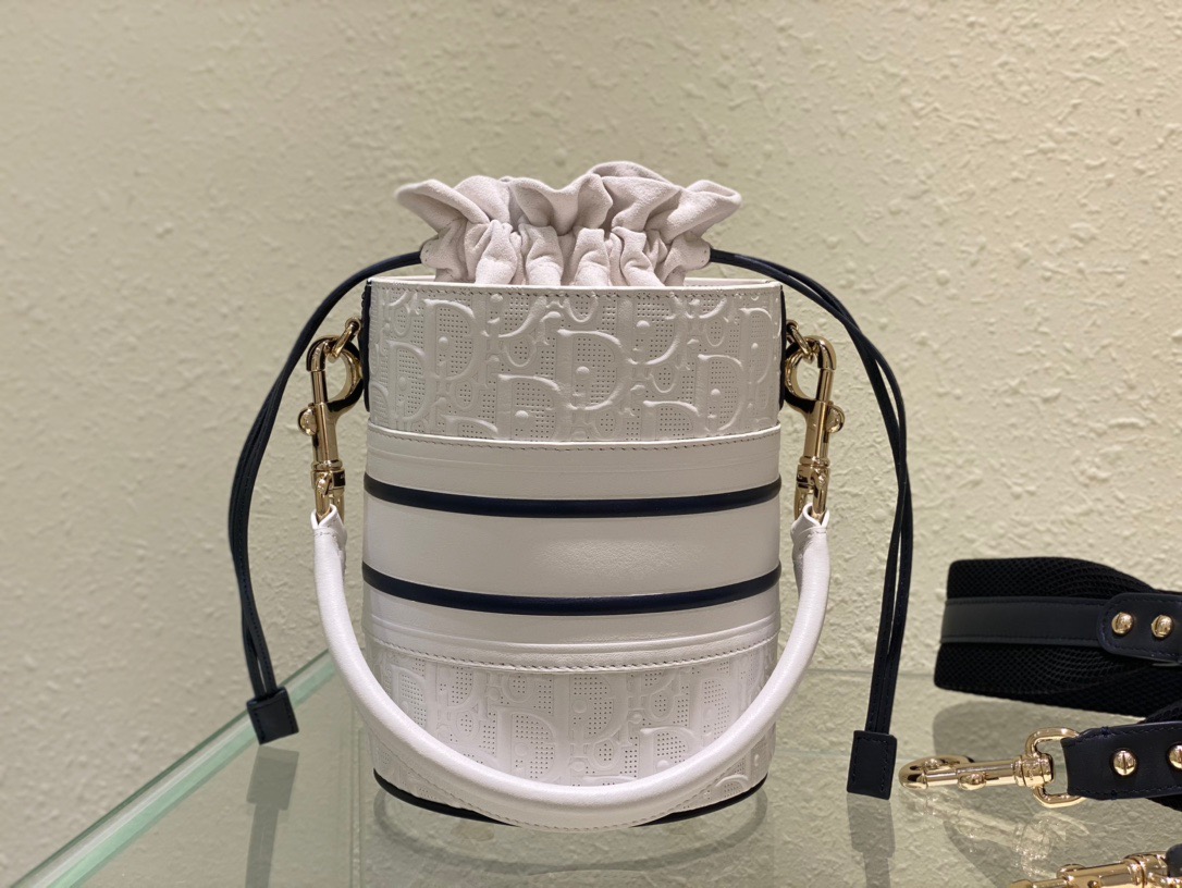 Christian Dior Small Dior Vibe Bucket Bag White, For Women, Women’s Handbags 5.5in/14cm CD