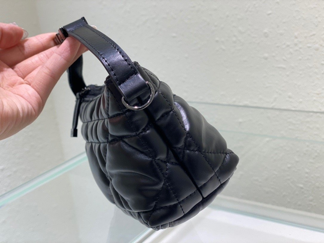 Christian Dior Small DiorTravel Nomad Pouch Black, For Women, Women’s Handbags 6in/15cm CDBMIG_