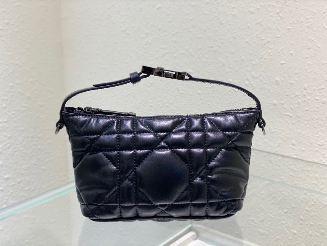 Christian Dior Small DiorTravel Nomad Pouch Black, For Women, Women’s Handbags 6in/15cm CDBMIG_