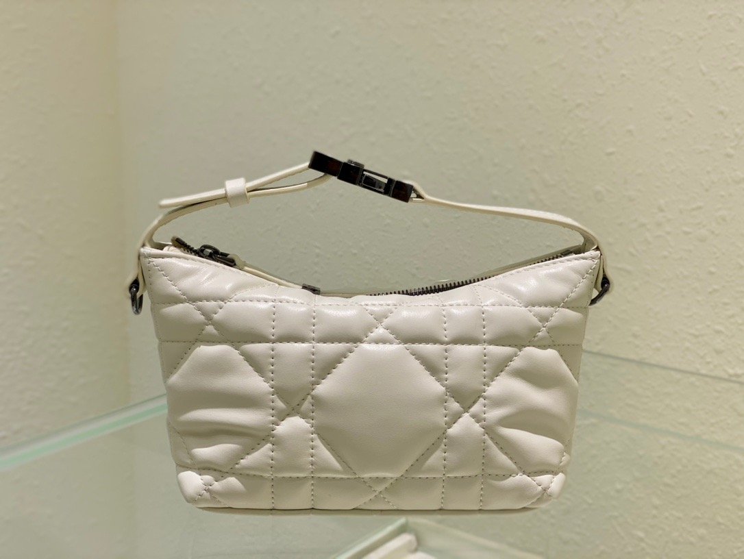 Christian Dior Small DiorTravel Nomad Pouch White, For Women, Women’s Handbags 6in/15cm CDBMIG_