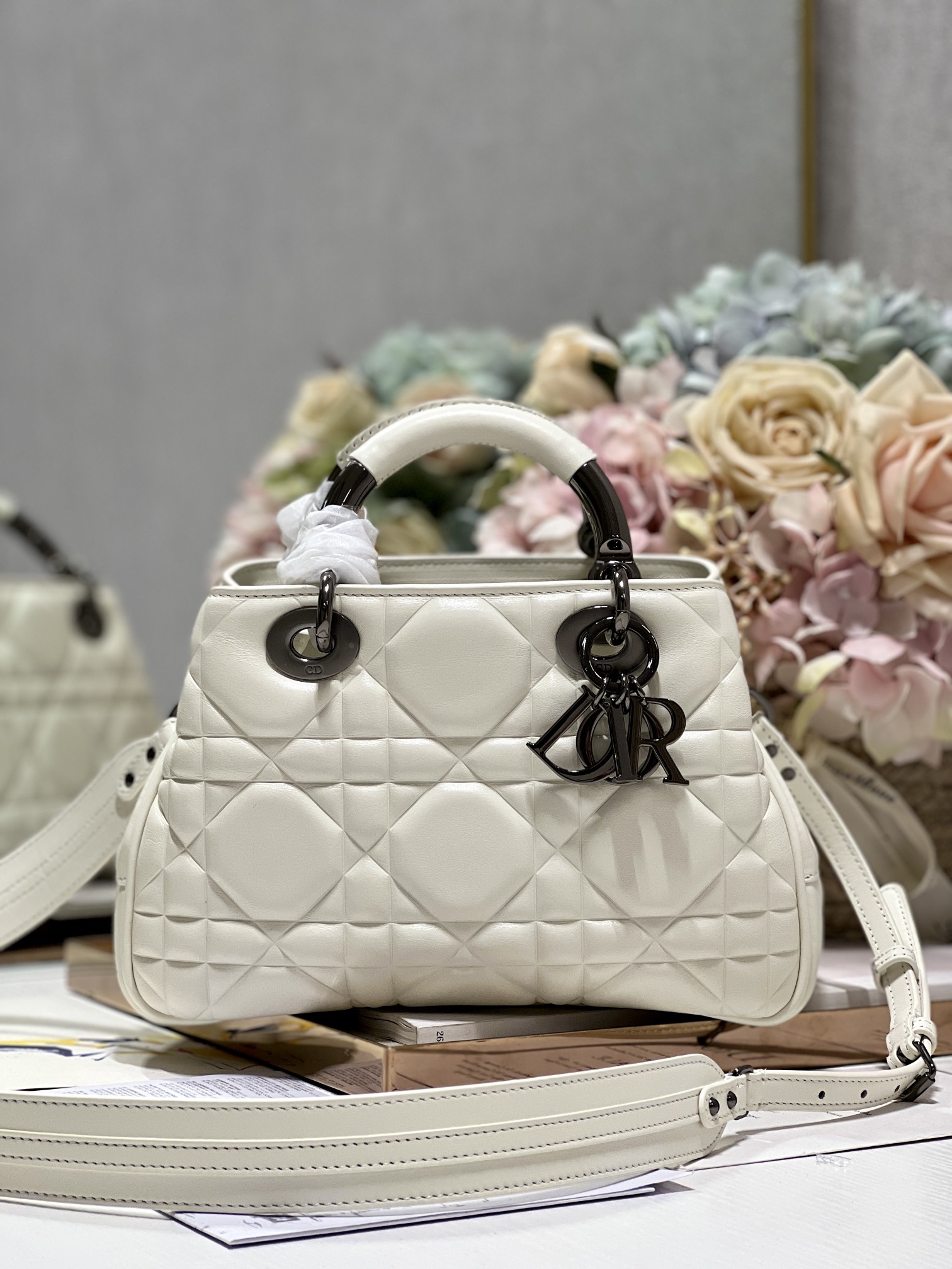 Christian Dior The Medium Lady 95.22 Bag With Black Tone Hardware Black/White/Grey For Women 9.5in/ 24cm