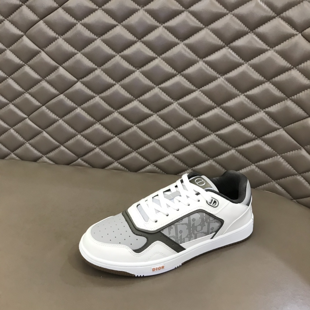 Christian Dior Women’s  B27 Low-Top Sneaker Gray And White For Women CD