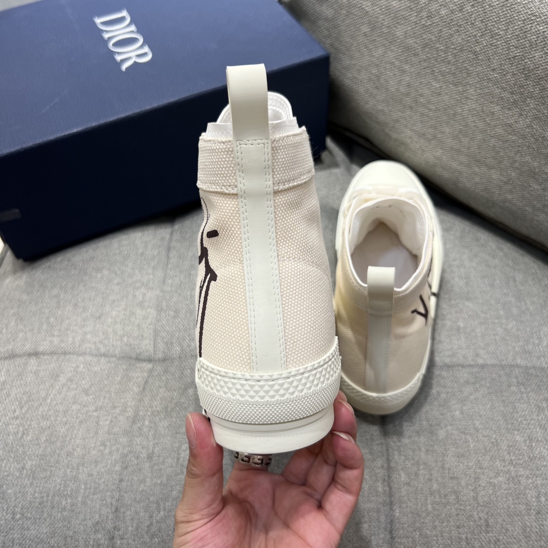 Christian Dior Women’s B23 Cactus Jack Dior High-Top Sneaker Beige For Women CD