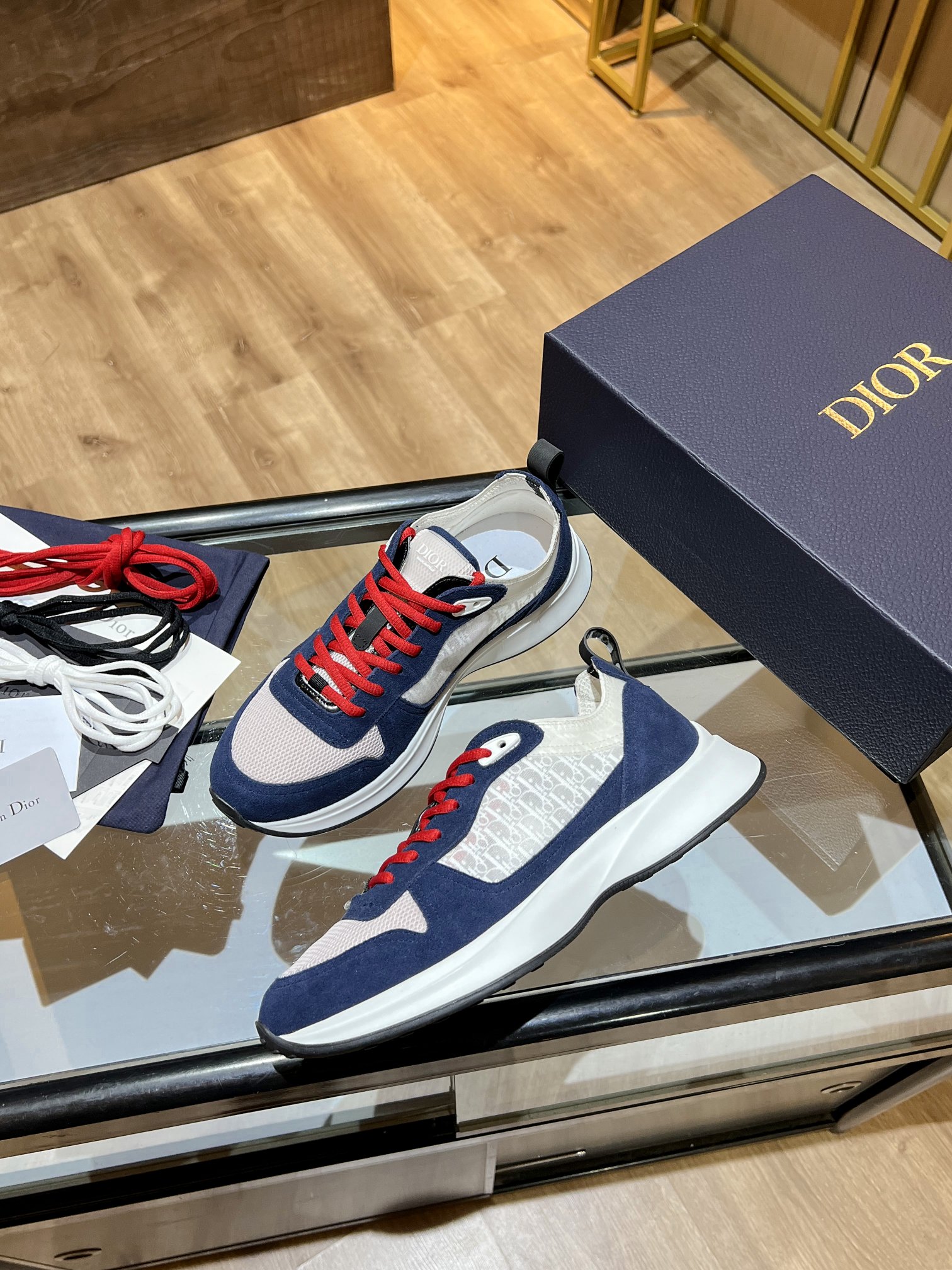 Christian Dior Women’s B25 Runner Sneaker Blue For Women CD