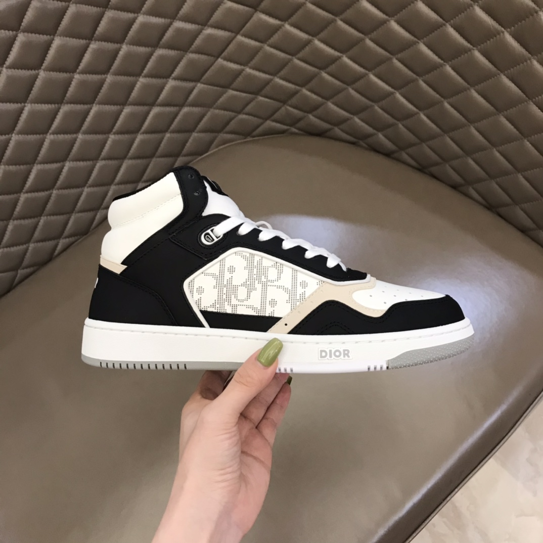 Christian Dior Women’s B27 High-Top Sneaker Black And White For Women CD