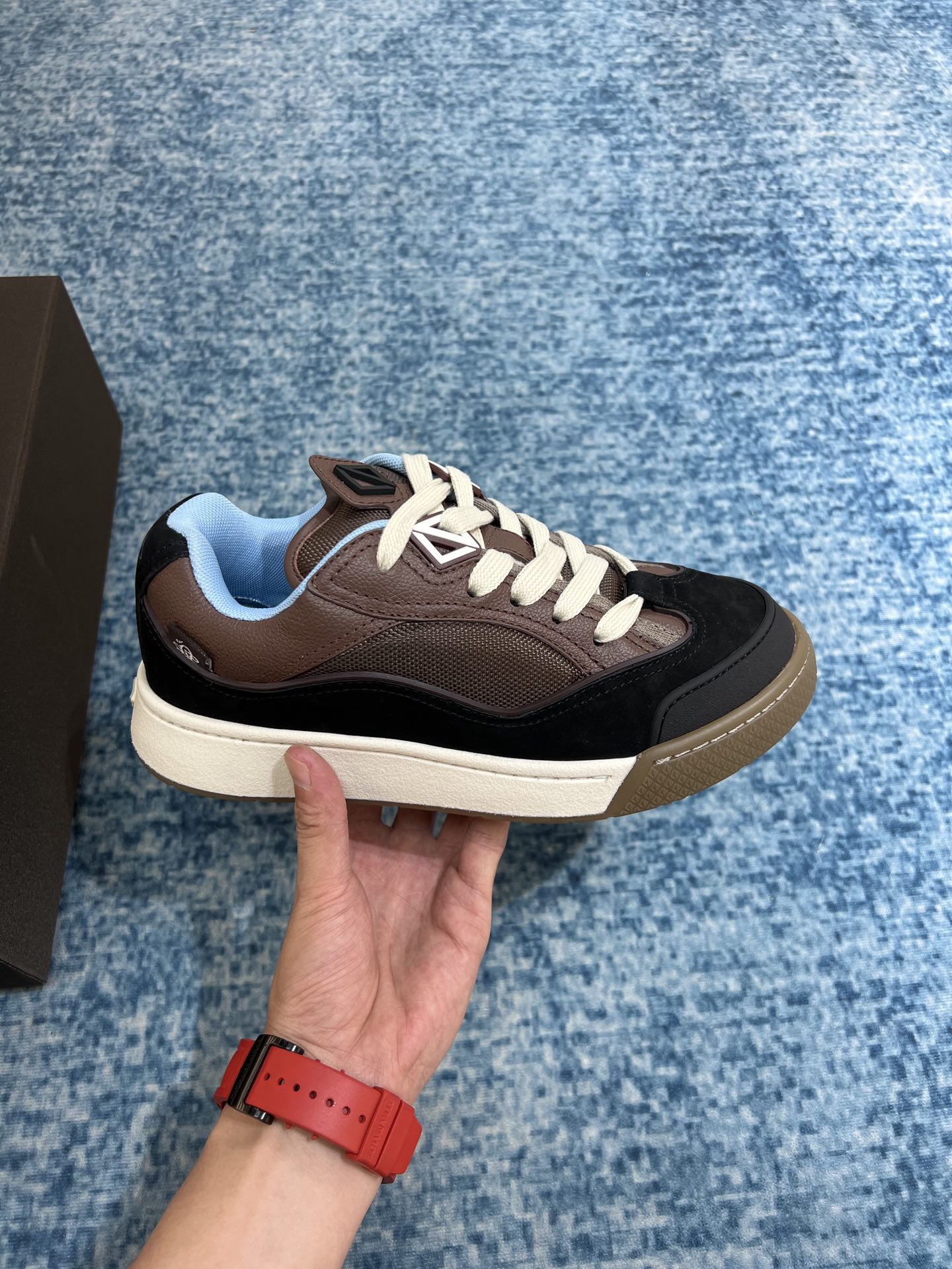 Christian Dior Women’s B713 Sneaker Brown And Black For Women CD