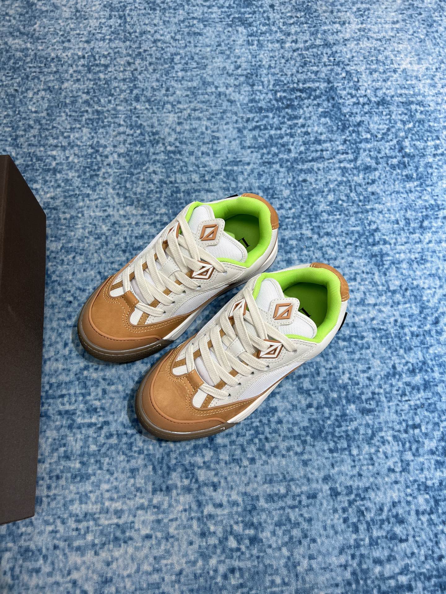 Christian Dior Women’s B713 Sneaker Green And Brown For Women CD