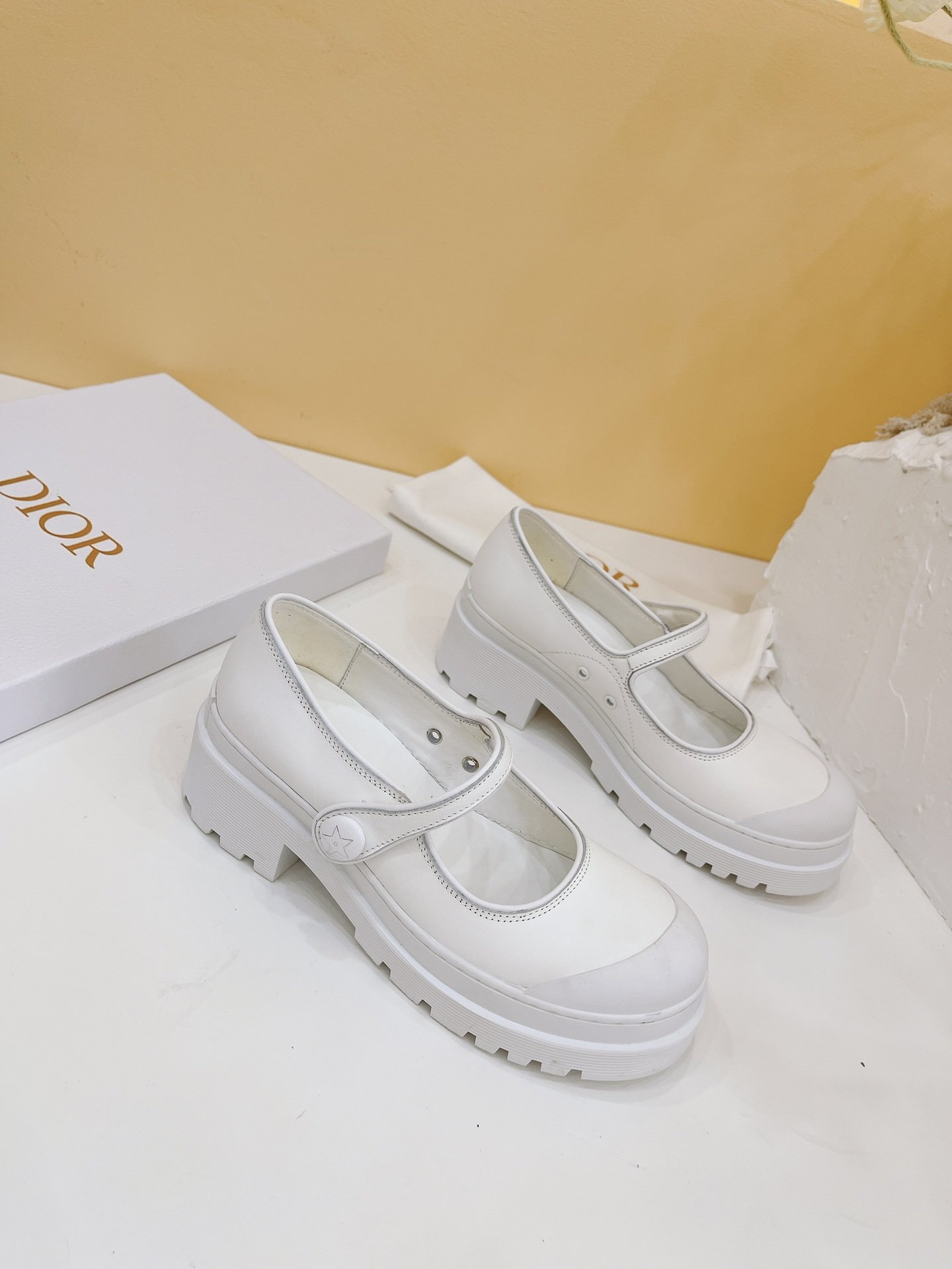 Christian Dior Women’s D-Doll 2.0 Pump White For Women CD