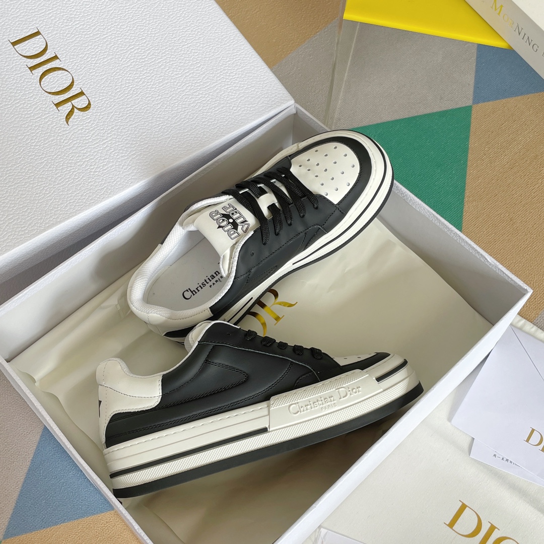 Christian Dior Women’s D-Freeway Sneaker Black For Women CD