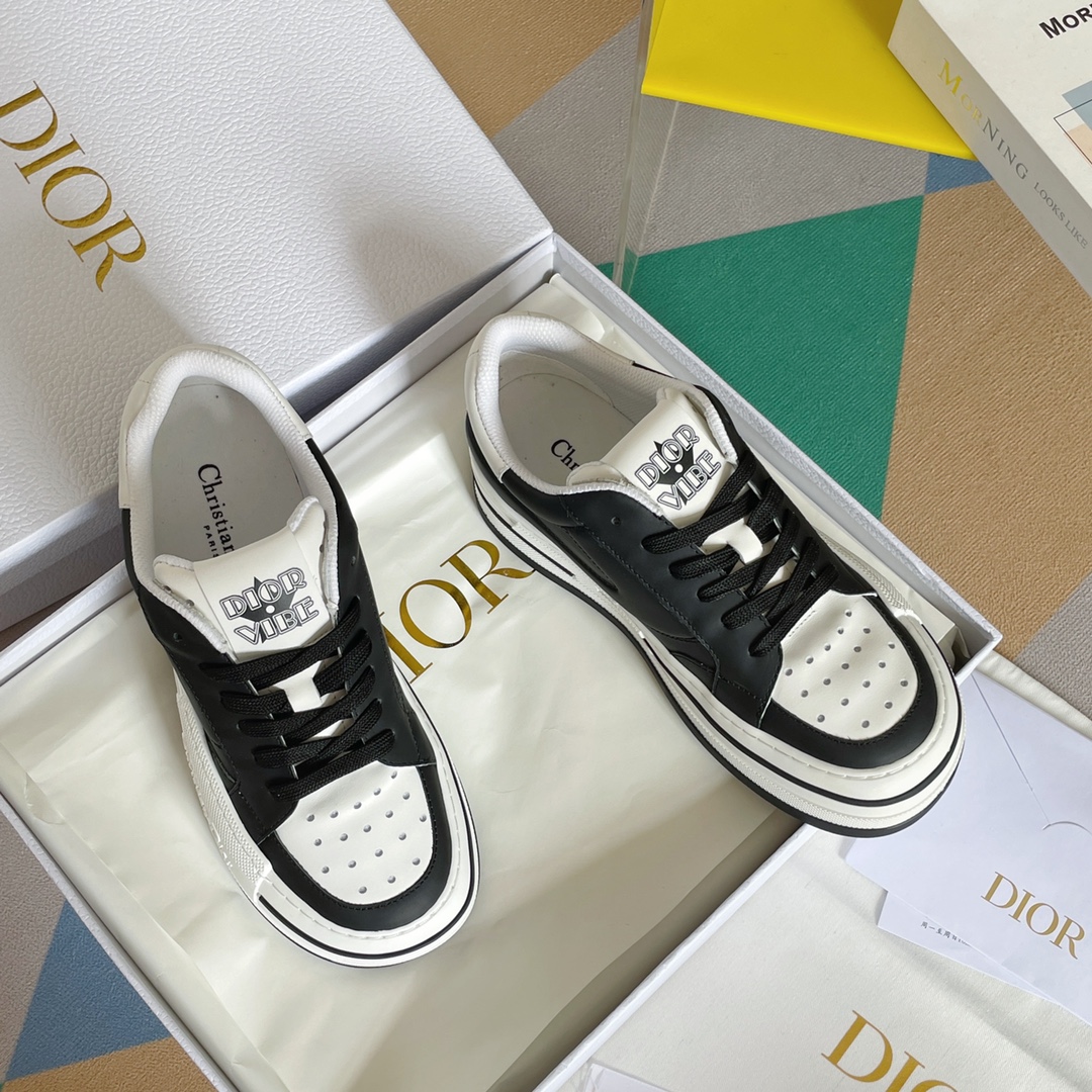 Christian Dior Women’s D-Freeway Sneaker White For Women CD KCK349VEA_S10W