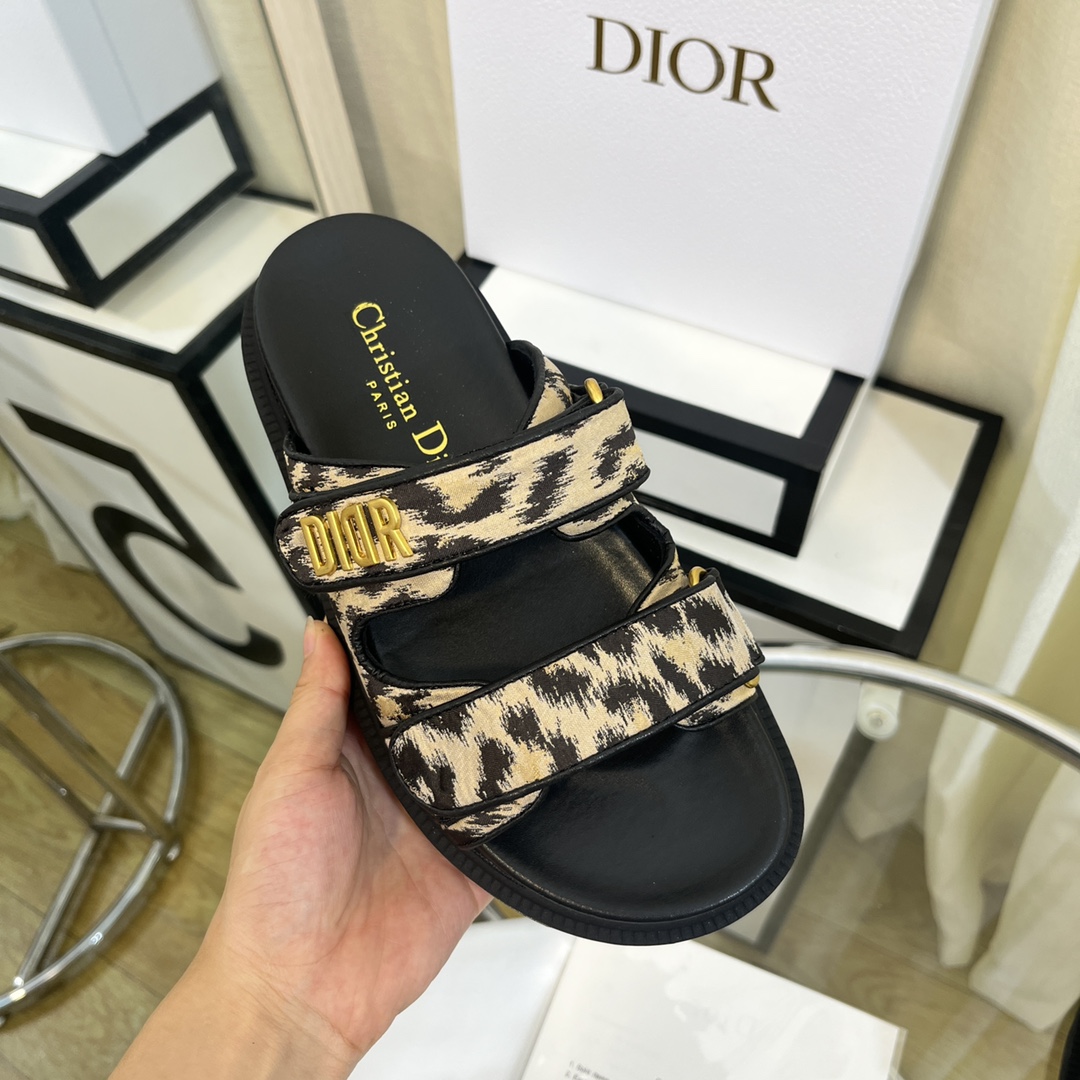 Christian Dior Women’s DiorAct Slide Beige Multicolor For Women CD KCQ719LNY_S29X