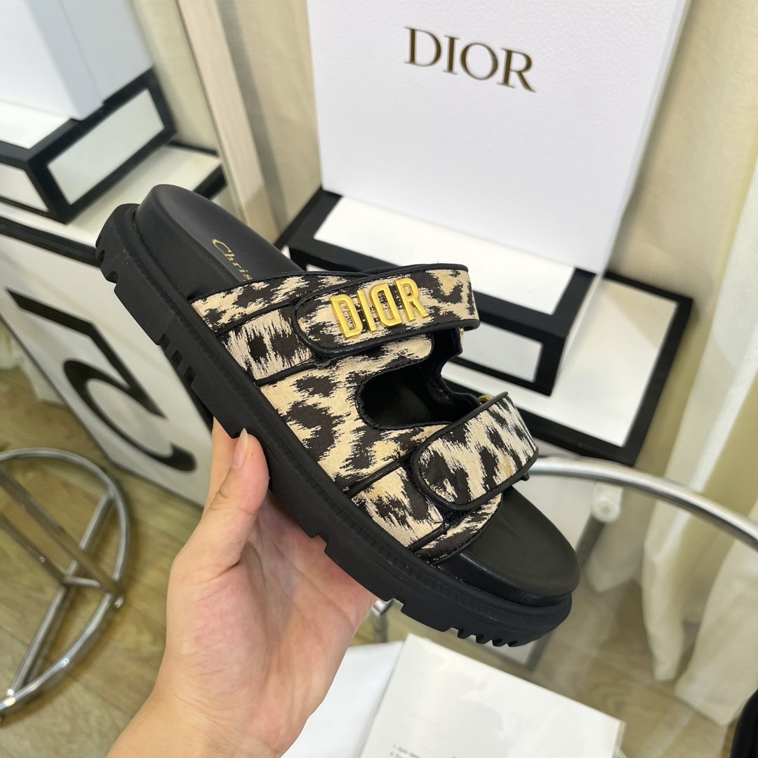 Christian Dior Women’s DiorAct Slide Beige Multicolor For Women CD KCQ719LNY_S29X