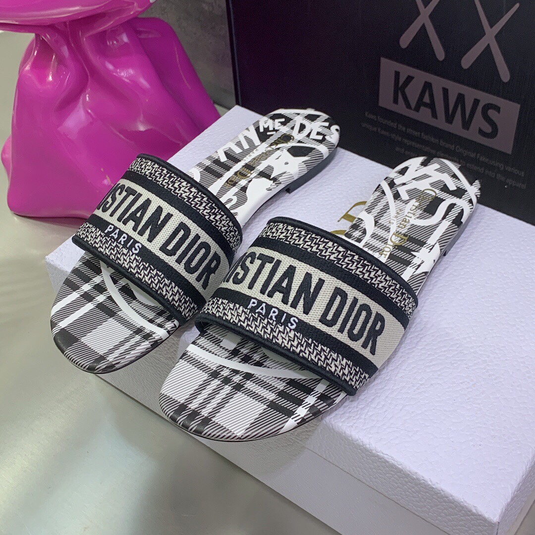 Christian Dior Women’s Dway Slide Black and White For Women CD KCQ209CEE_S17X