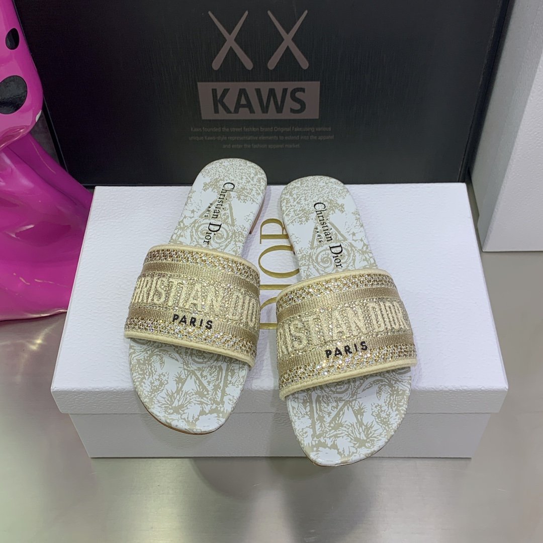Christian Dior Women’s Dway Slide White For Women CD