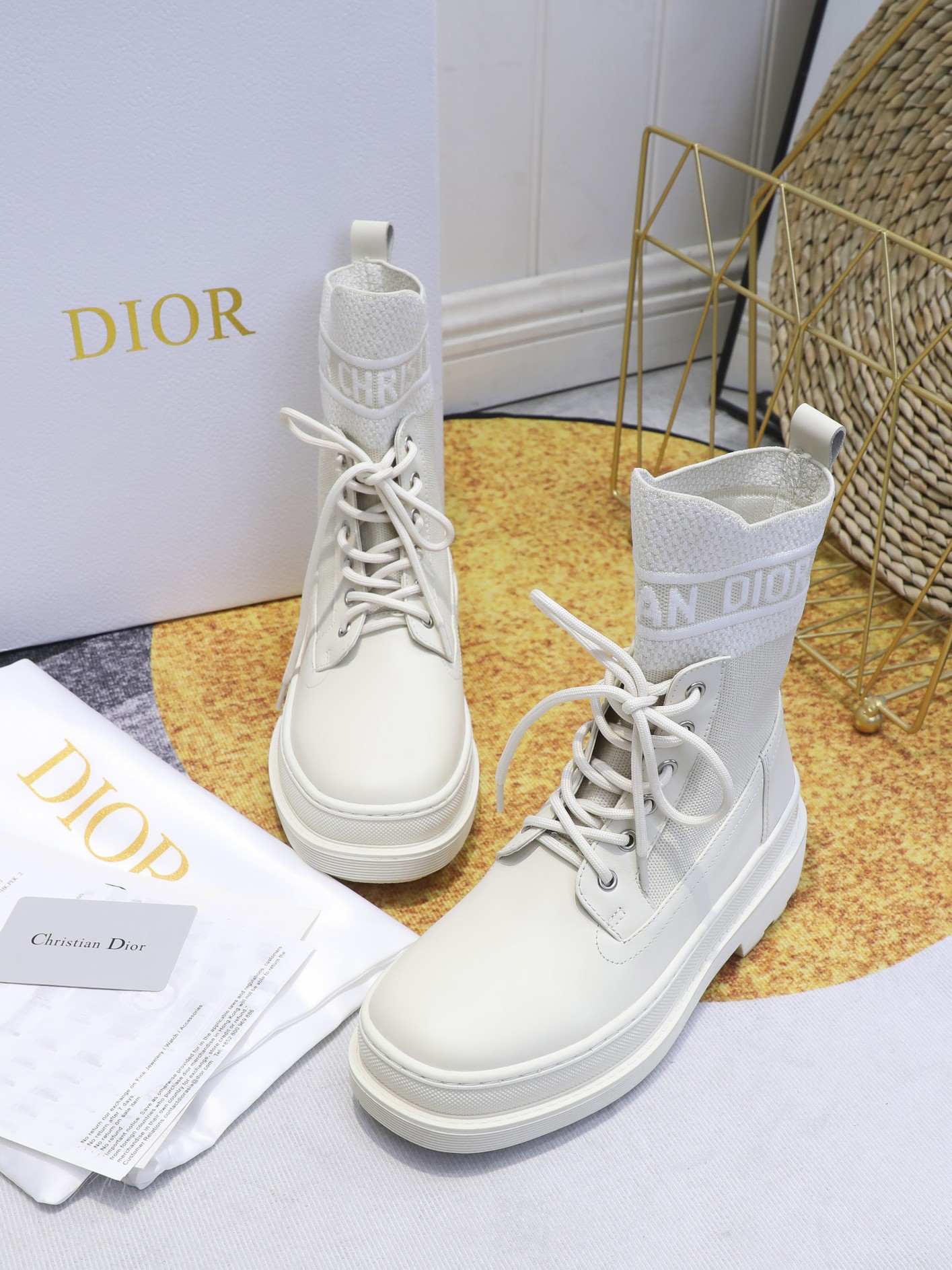 Christian Dior Women’s Short Boot White For Women CD