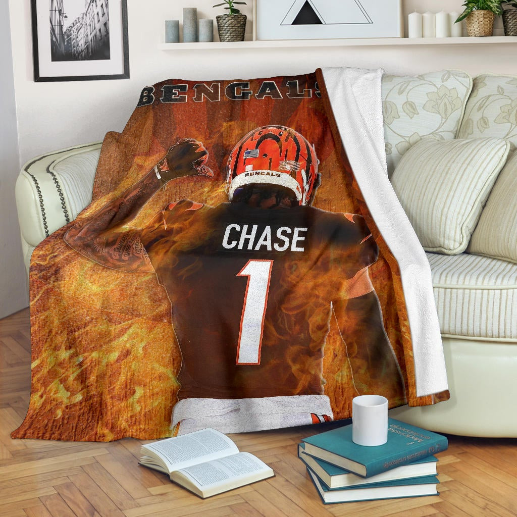 Cincinnati Bengals American Football Team Fleece Blanket Ja’Marr Chase 01 Flaming From The Back Fleece Blankets
