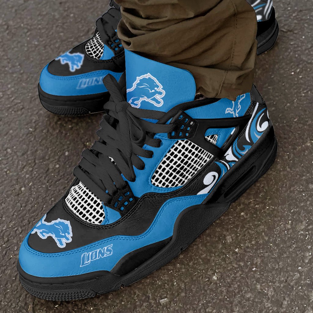 Detroit Lions Air Jordan 4 Sneaker