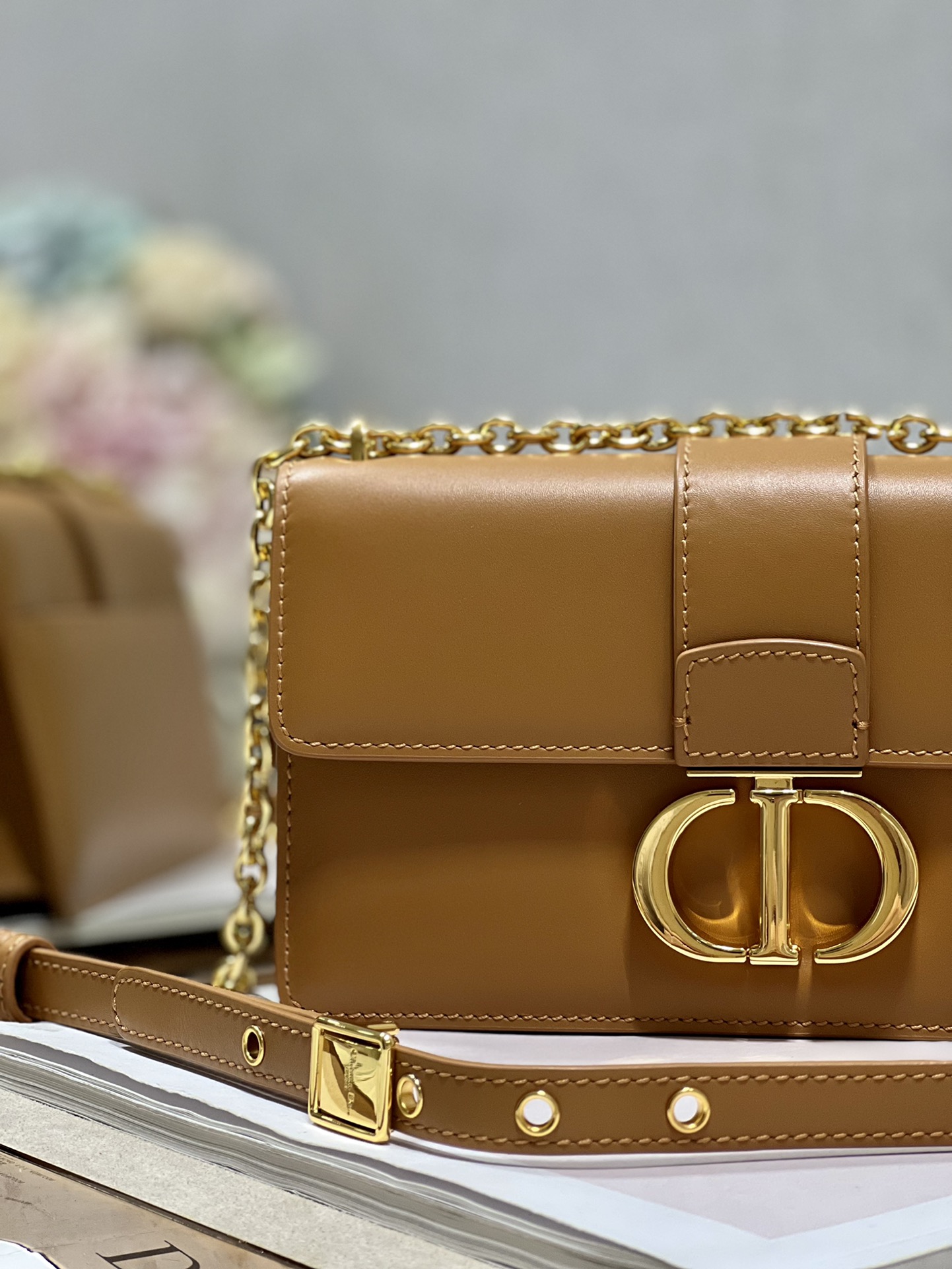 Dior 30 Montaigne East West Bag With Chain White/Pink/Black/Brown For Women 8.5in/21.5cmUHEL_