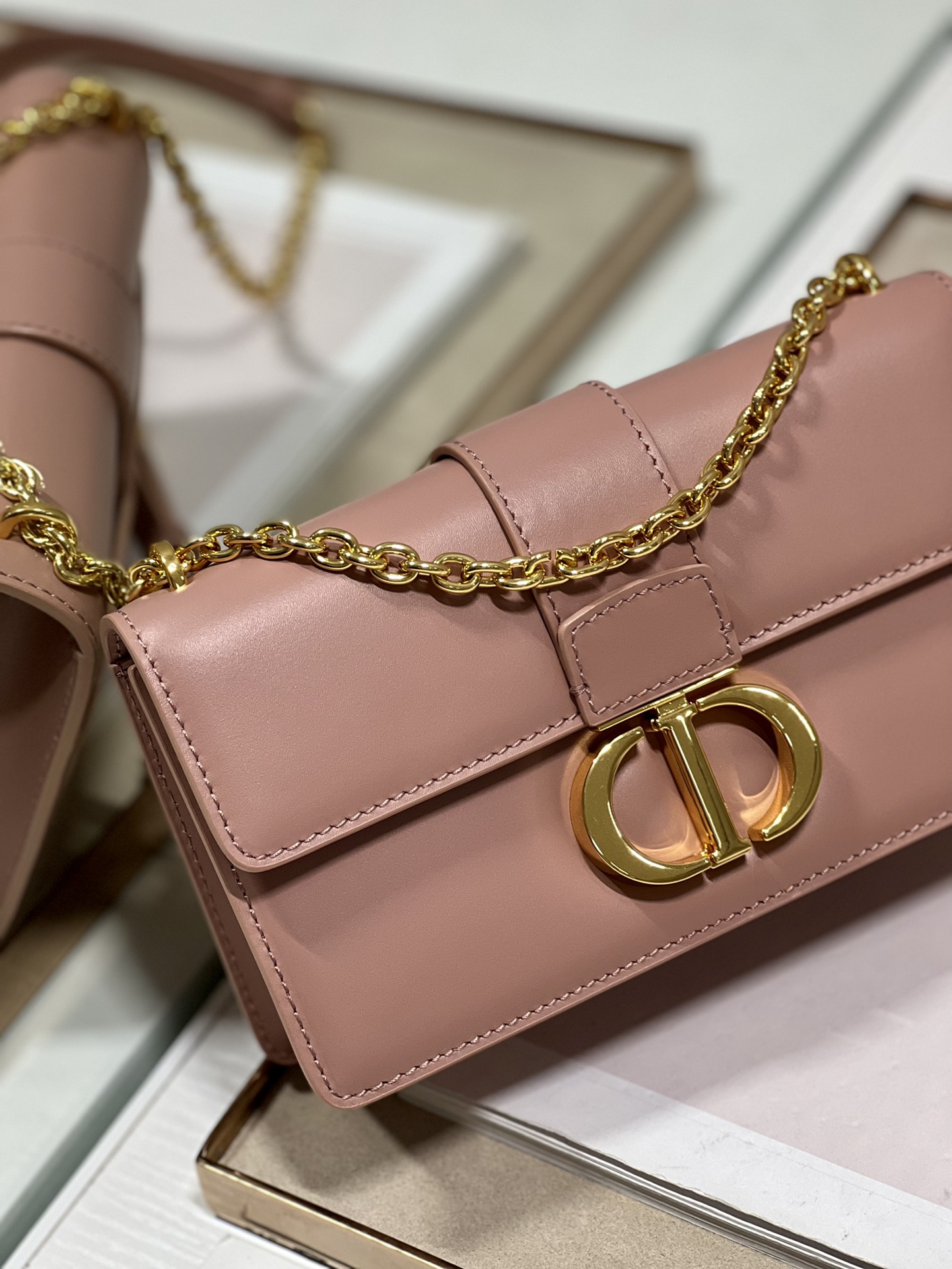 Dior 30 Montaigne East West Bag With Chain White/Pink/Black/Brown For Women 8.5in/21.5cmUHEL_